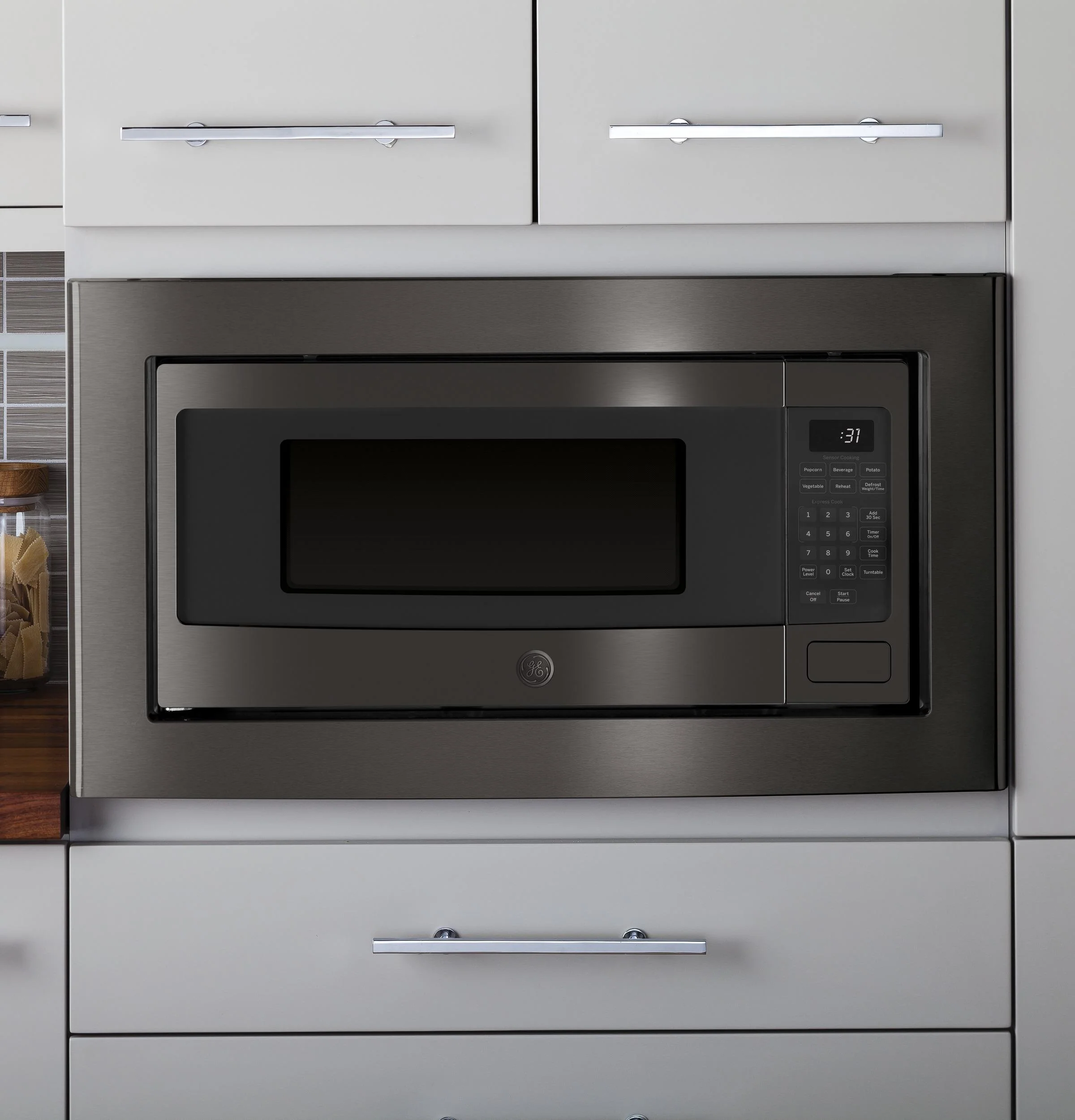 GE Profile™ 1.1 Cu. Ft. Countertop Microwave Oven - Image 3