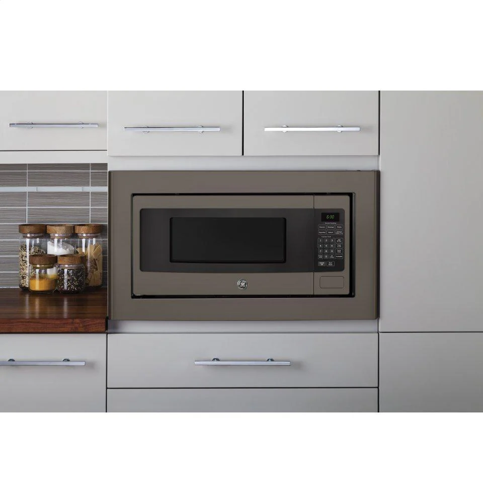 PEM31EFES GE Profile™ 1.1 Cu. Ft. Countertop Microwave Oven - Image 5