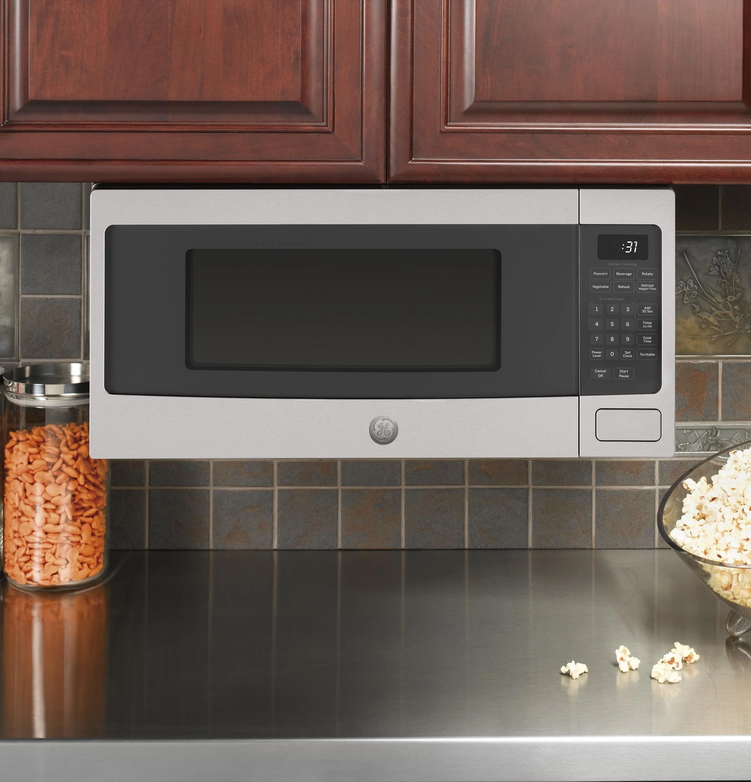 PEM31SFSS GE Profile™ 1.1 Cu. Ft. Countertop Microwave Oven - Image 13