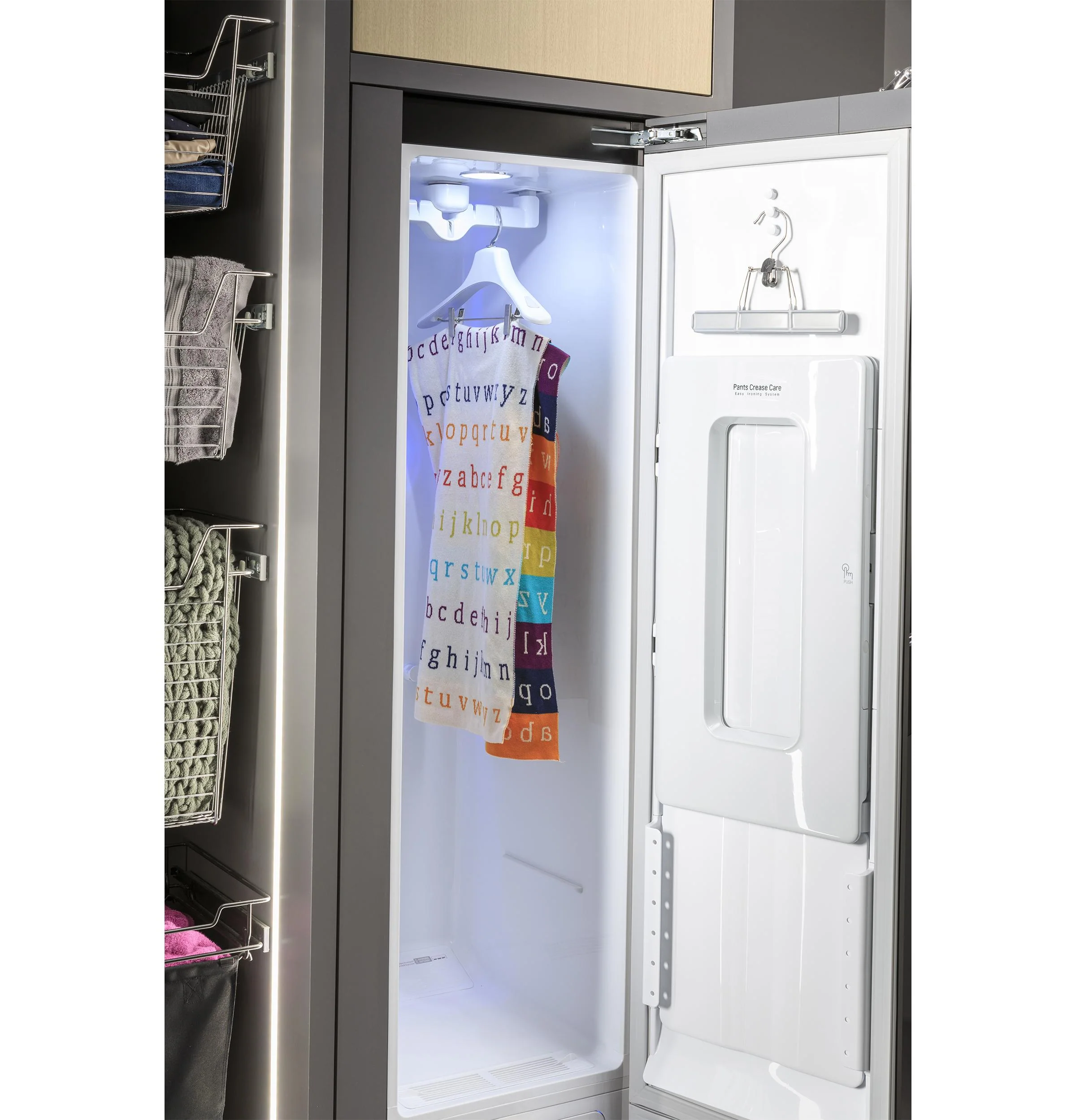 PFH18HSPVMC GE Profile™ Steam Closet with Fabric Refresh - Image 20
