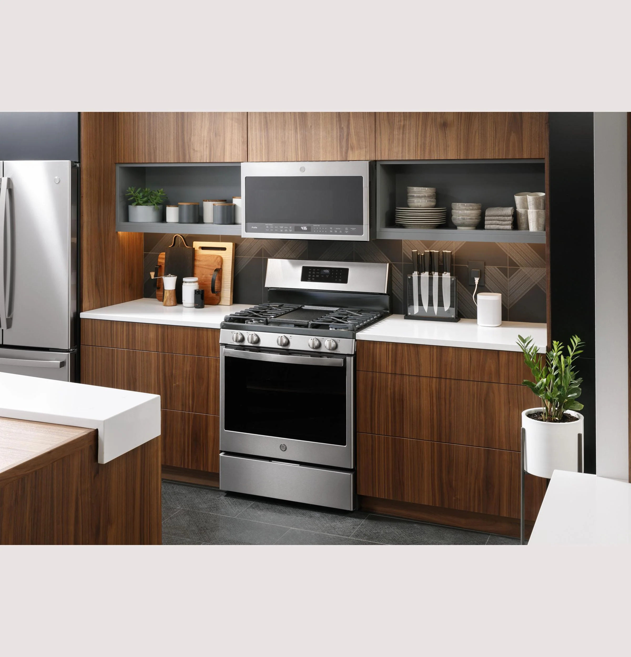 PGB935YPFS GE Profile™ Smart 30" Free-Standing Self Clean Gas Fingerprint Resistant Range with No Preheat Air Fry - Image 9
