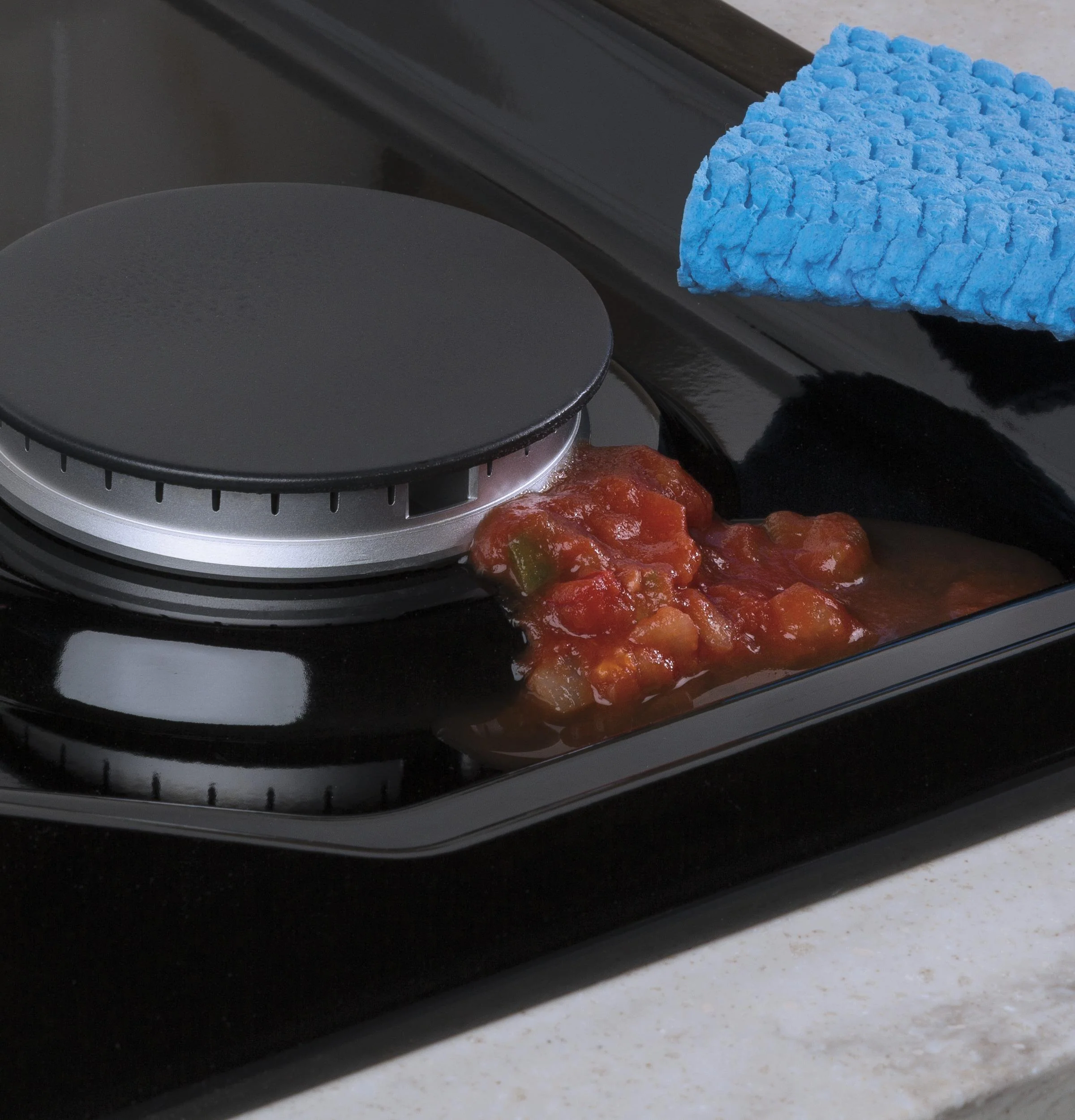PGP7030DLBB GE Profile™ 30" Built-In Gas Cooktop with 5 Burners - Image 5