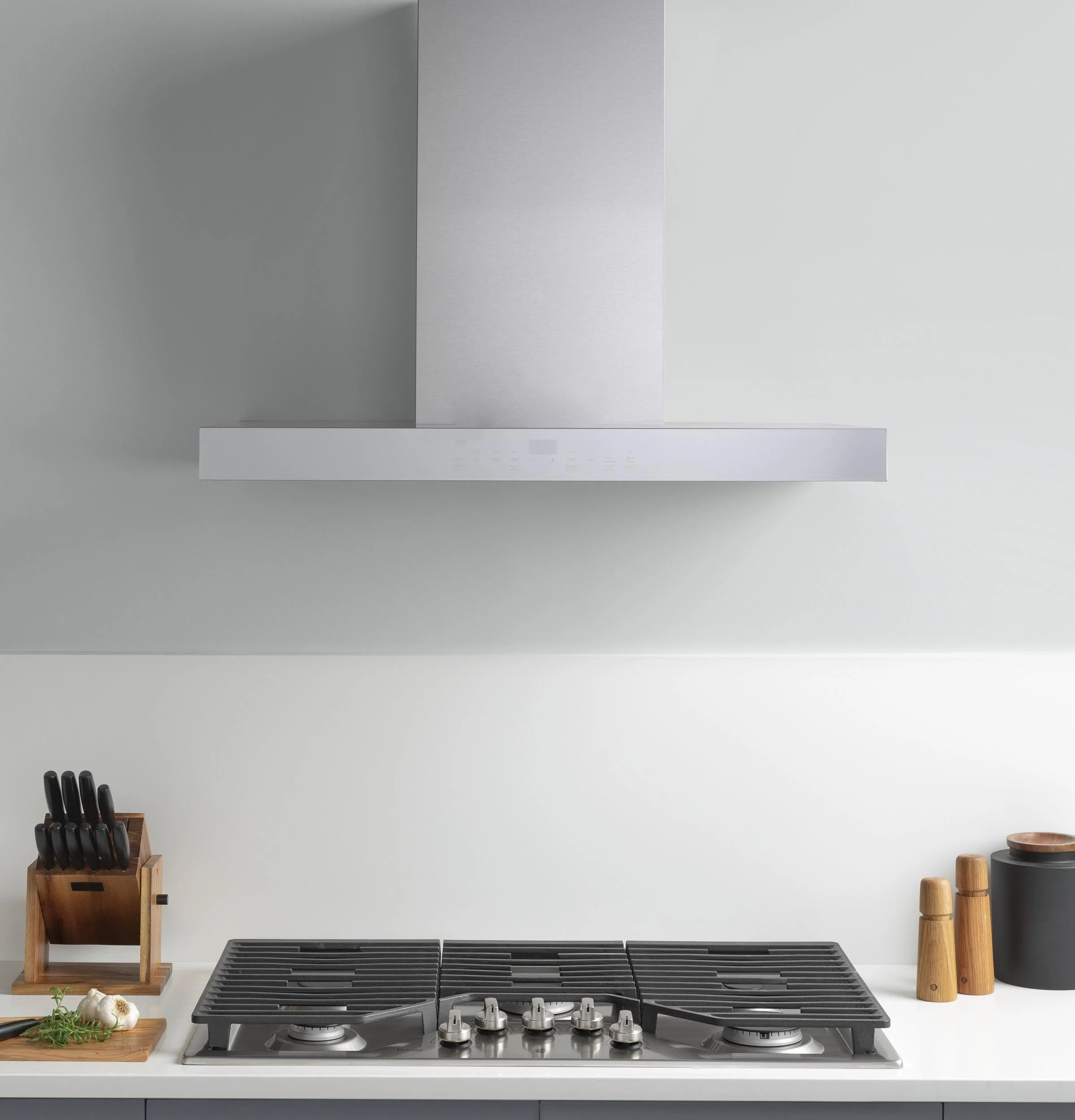 PGP7036SLSS GE Profile™ 36" Built-In Gas Cooktop with Five Burners - Image 18