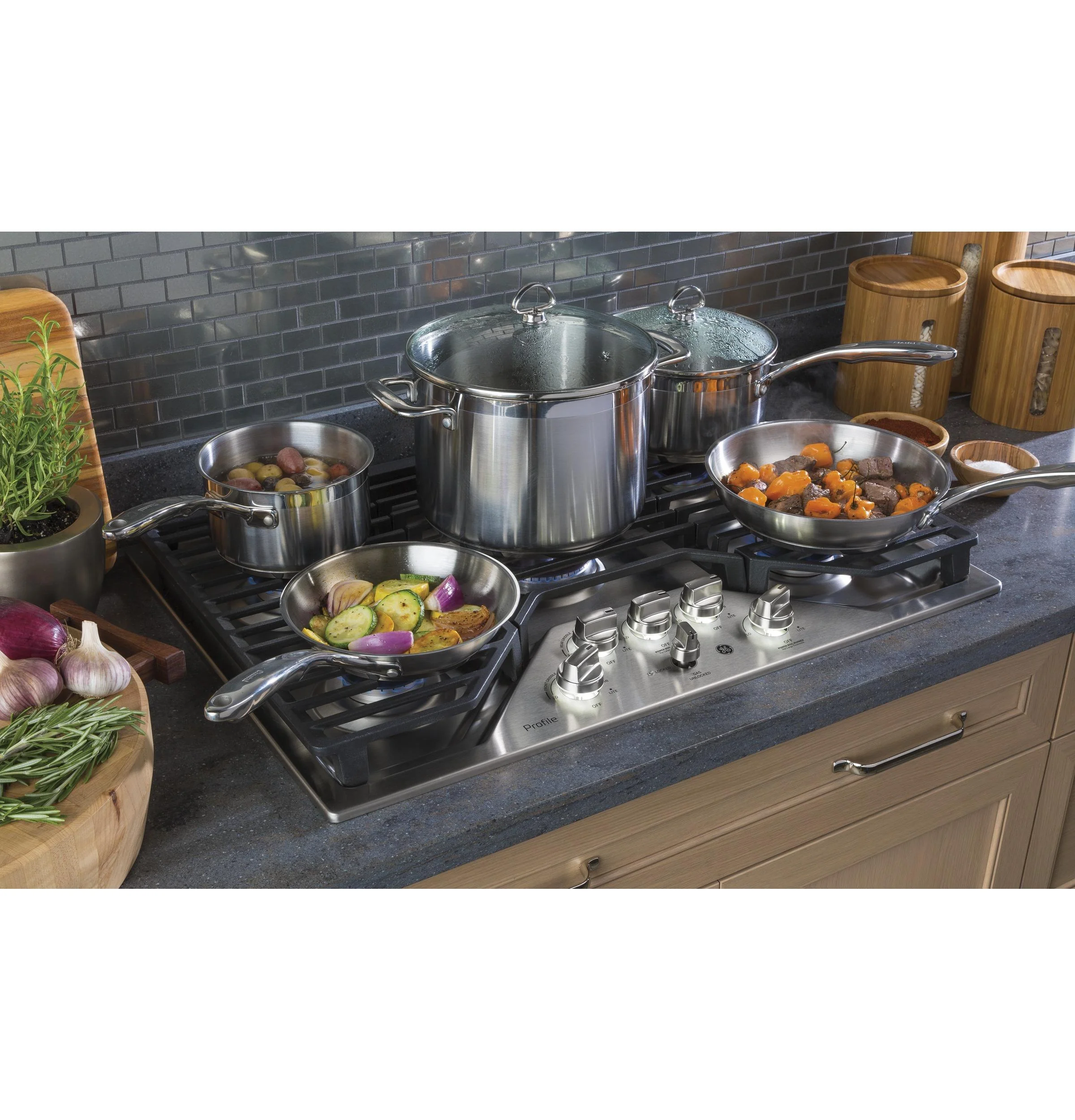 PGP9030SLSS GE Profile™ 30" Built-In Tri-Ring Gas Cooktop with 5 Burners and Included Extra-Large Integrated Griddle - Image 9