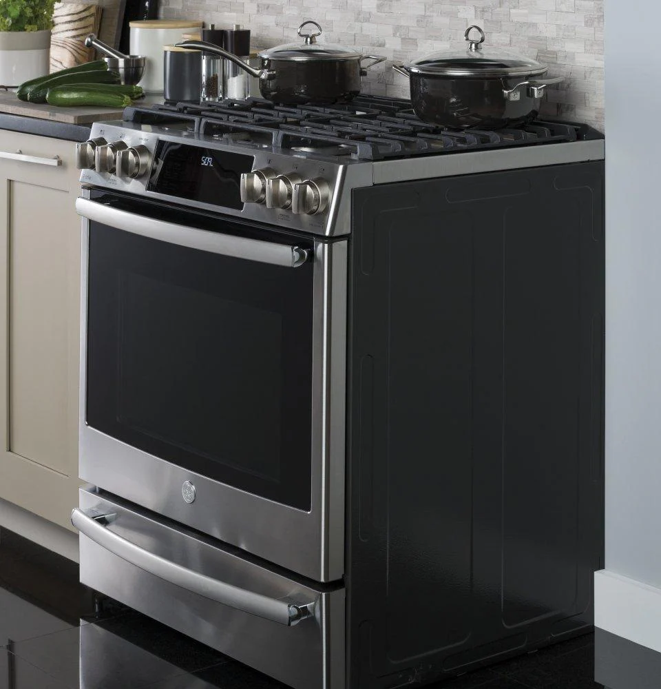 GE Profile™ 30" Smart Slide-In Front-Control Gas Range - Image 17