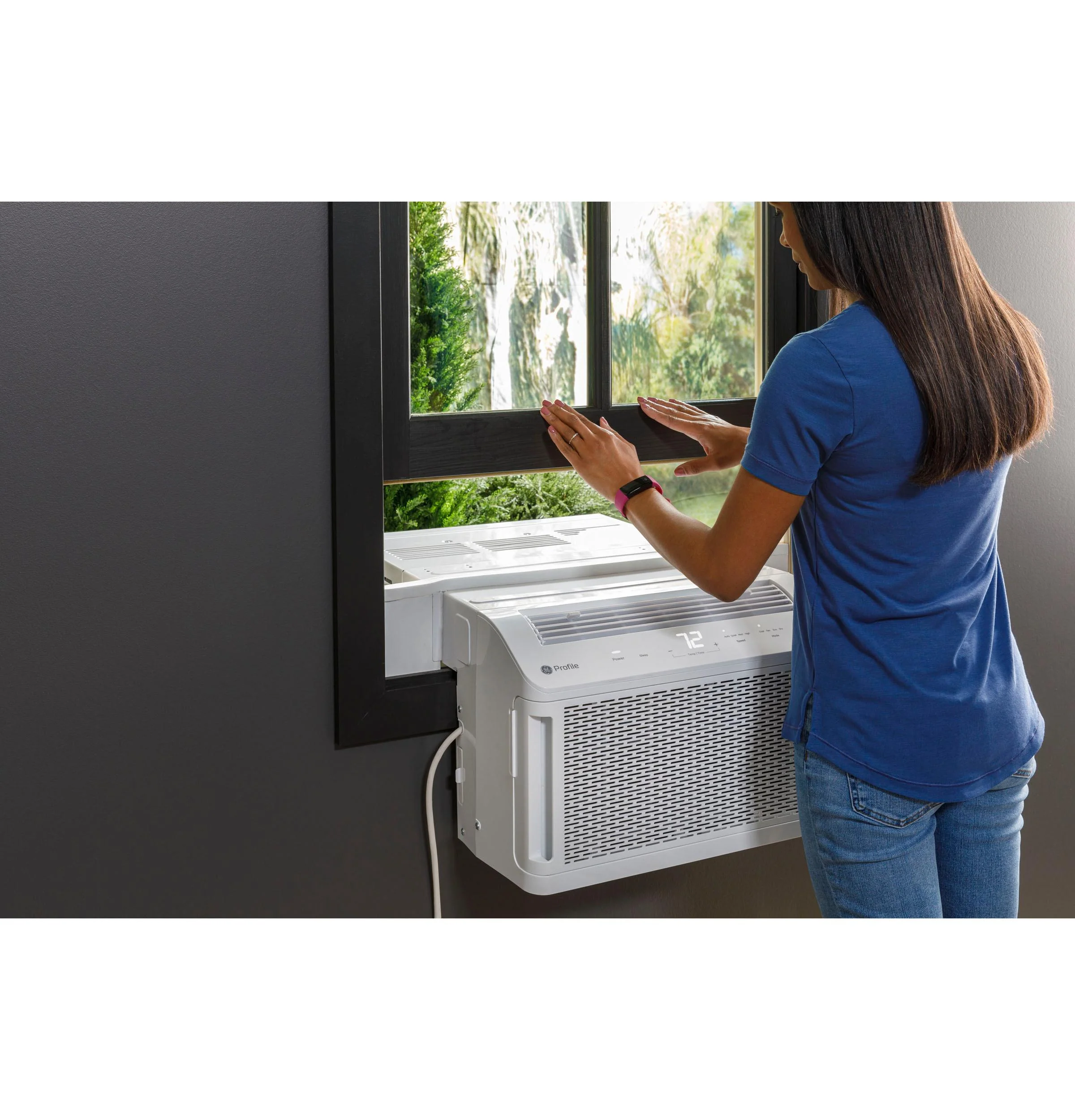 PHNT10CC GE Profile ClearView™ ENERGY STAR® 10,300 BTU Inverter Smart Ultra Quiet Window Air Conditioner for Medium Rooms up to 450 sq. ft. - Image 3
