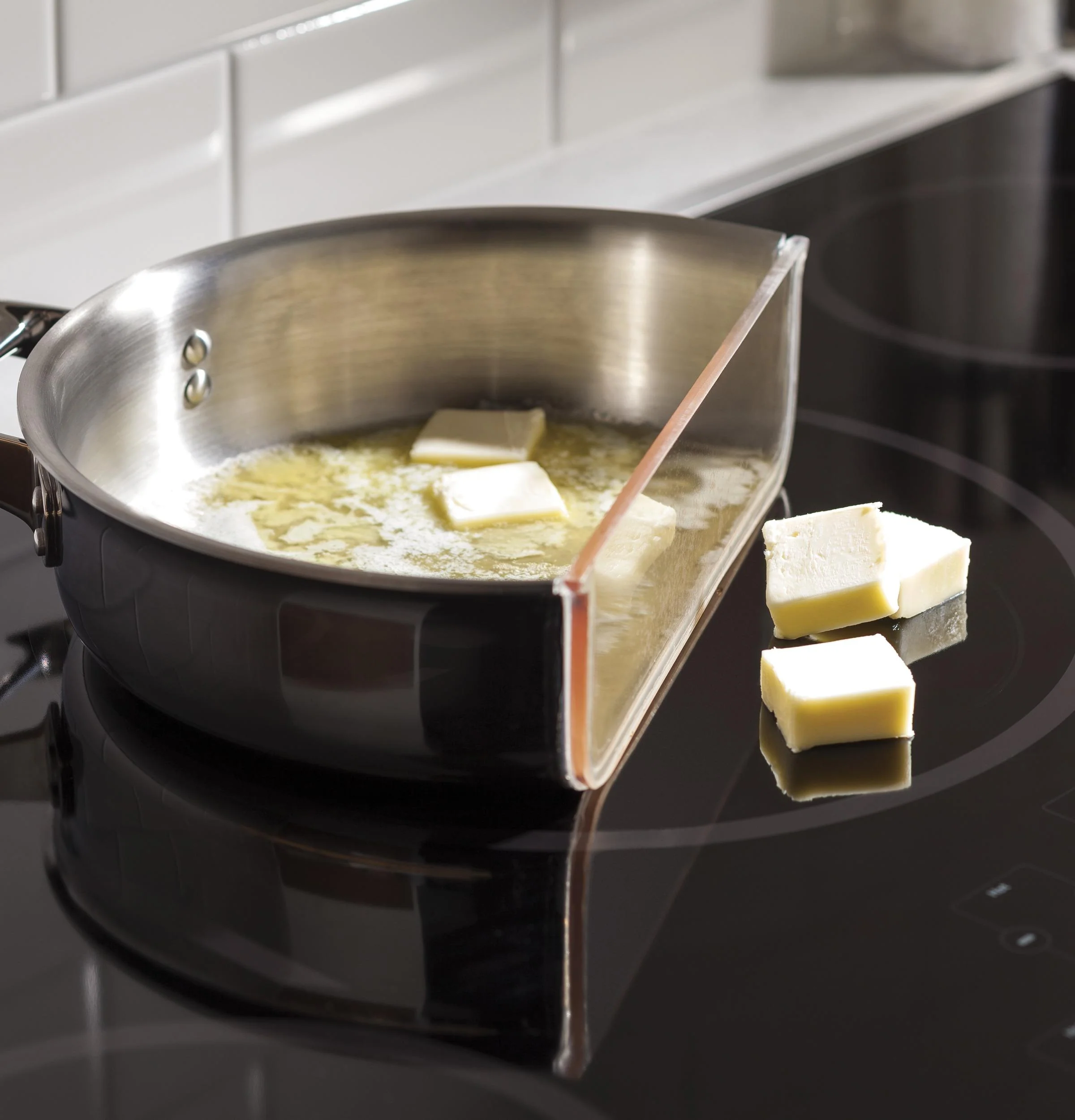 GE Profile™ 36" Built-In Touch Control Induction Cooktop - Image 4