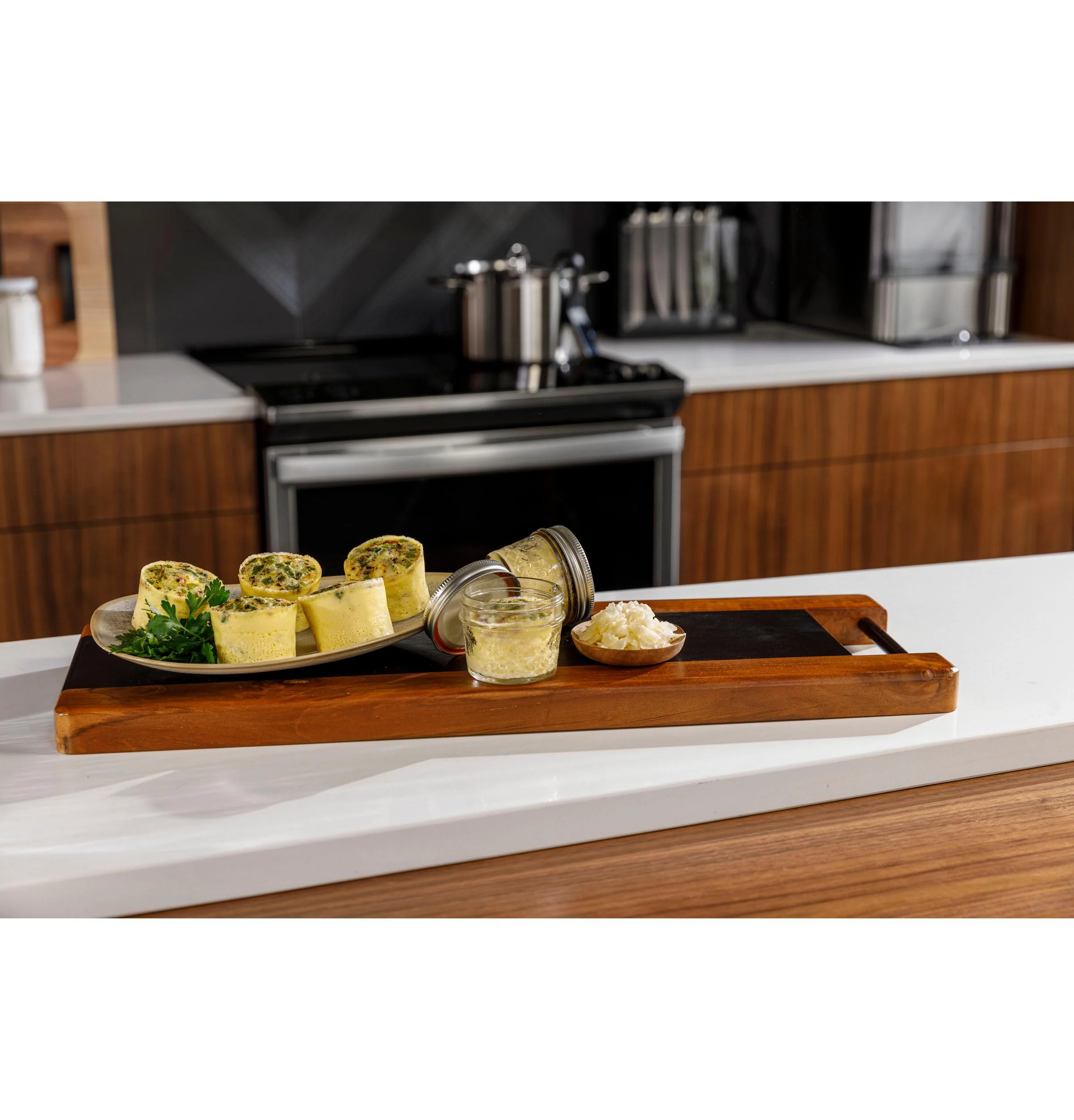 PHS93XYPFS GE Profile™ 30" Smart Slide-In Front-Control Induction Fingerprint Resistant Range with In Oven Camera - Image 22