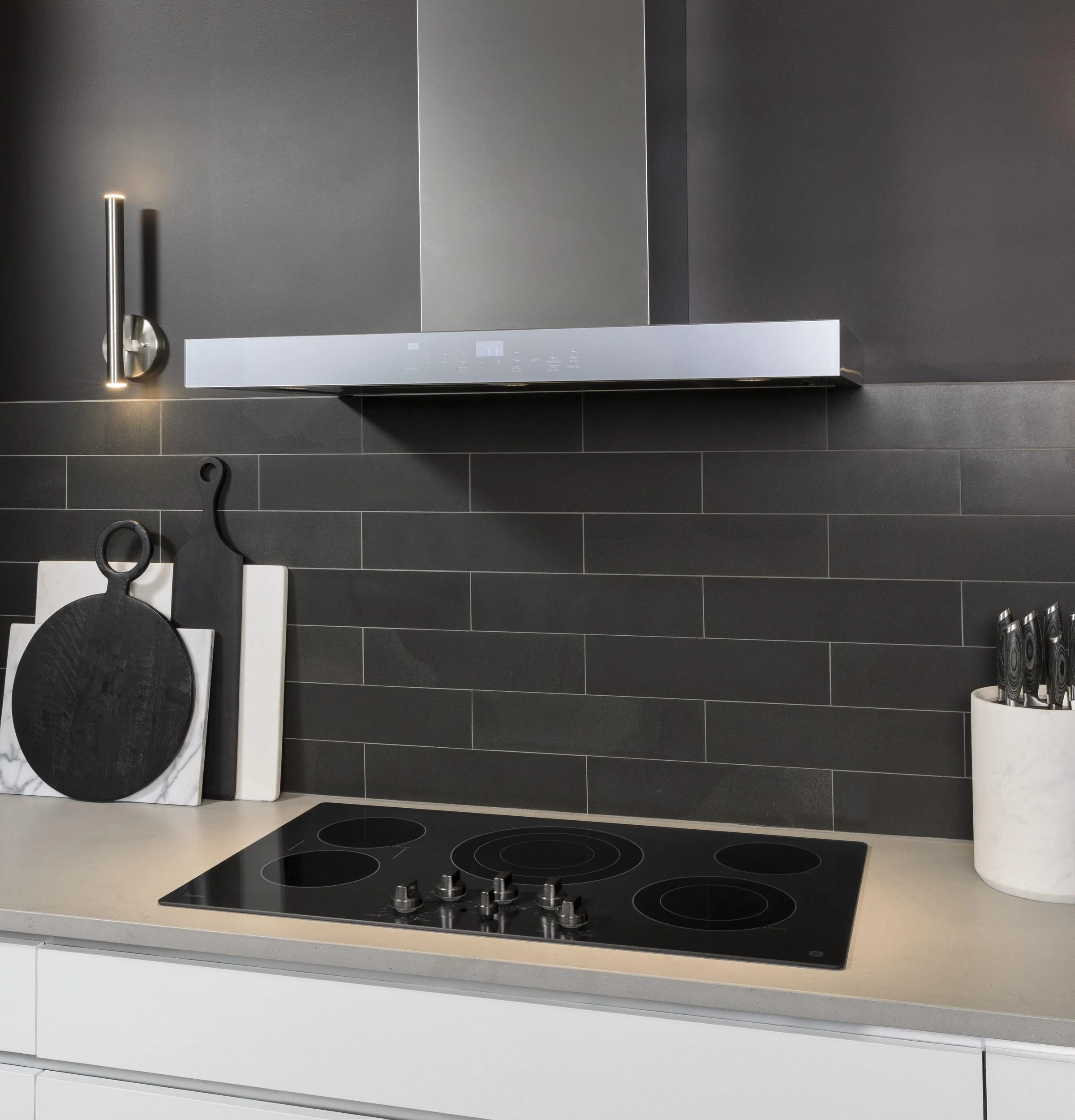 PP7036BMTS GE Profile™ 36" Built-In Knob Control Cooktop - Image 17