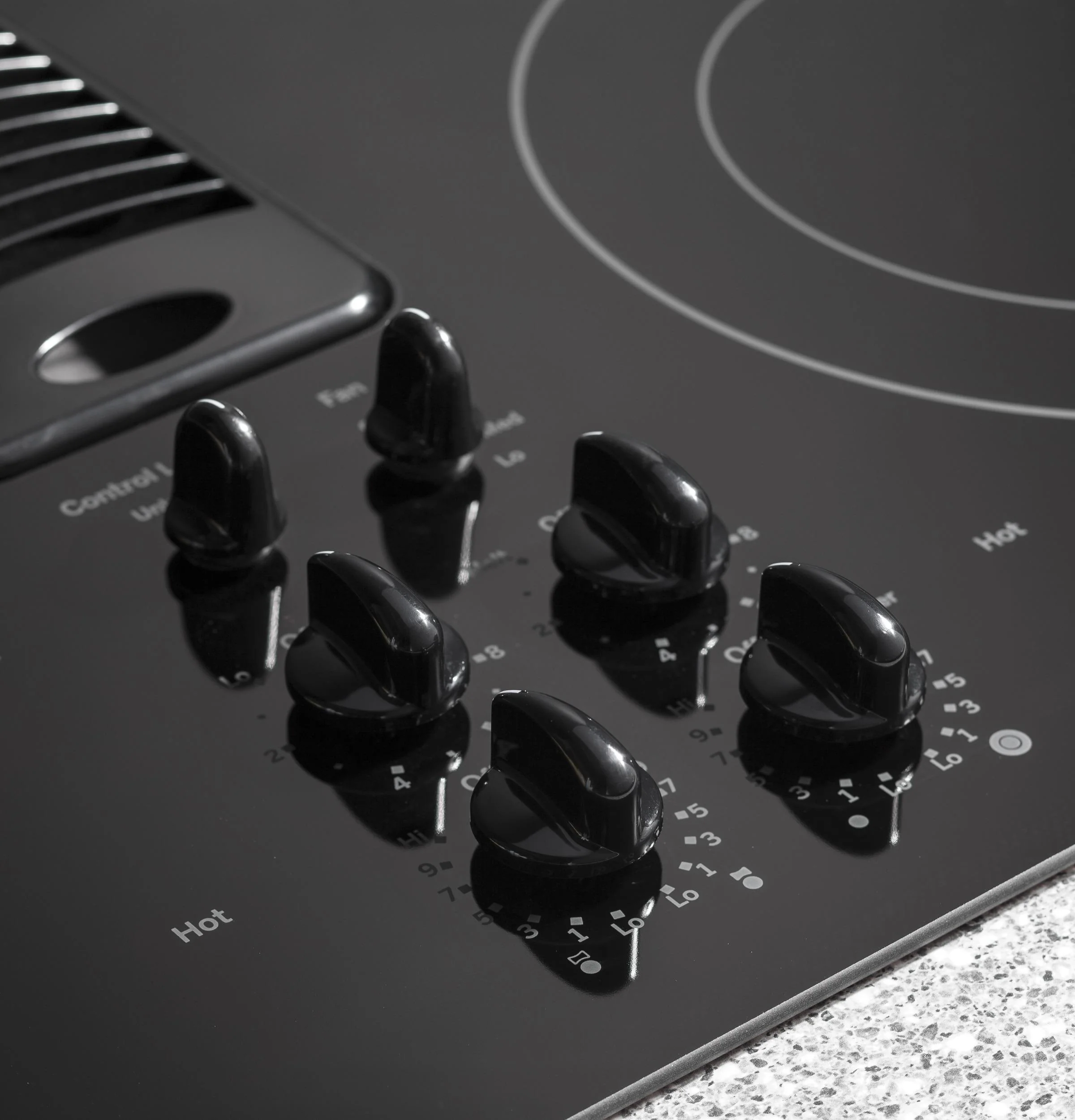 PP9830DRBB GE Profile™ 30" Downdraft Electric Cooktop - Image 22
