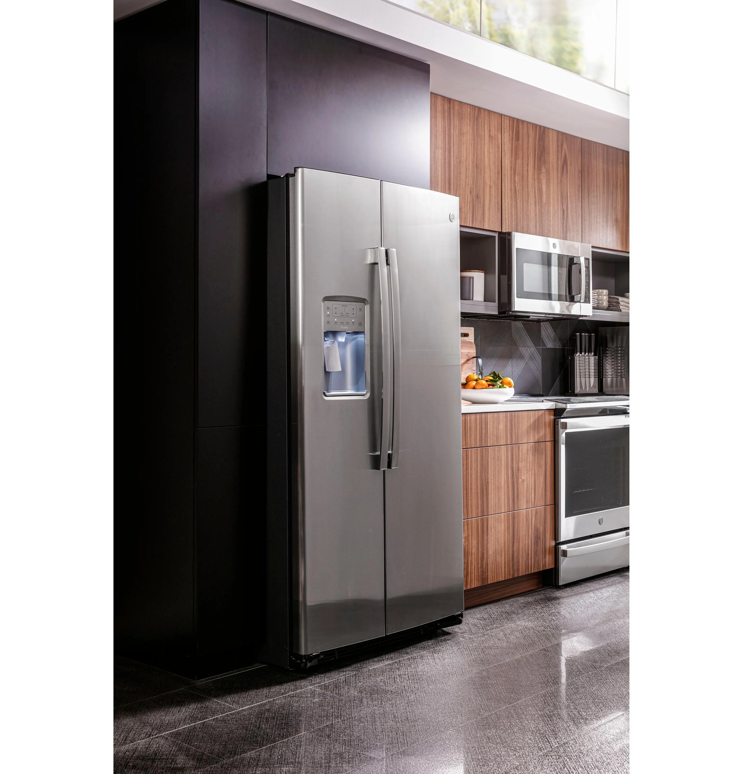 PSE25KYHFS GE Profile™ ENERGY STAR® 25.3 Cu. Ft. Side-by-Side Refrigerator - Image 30