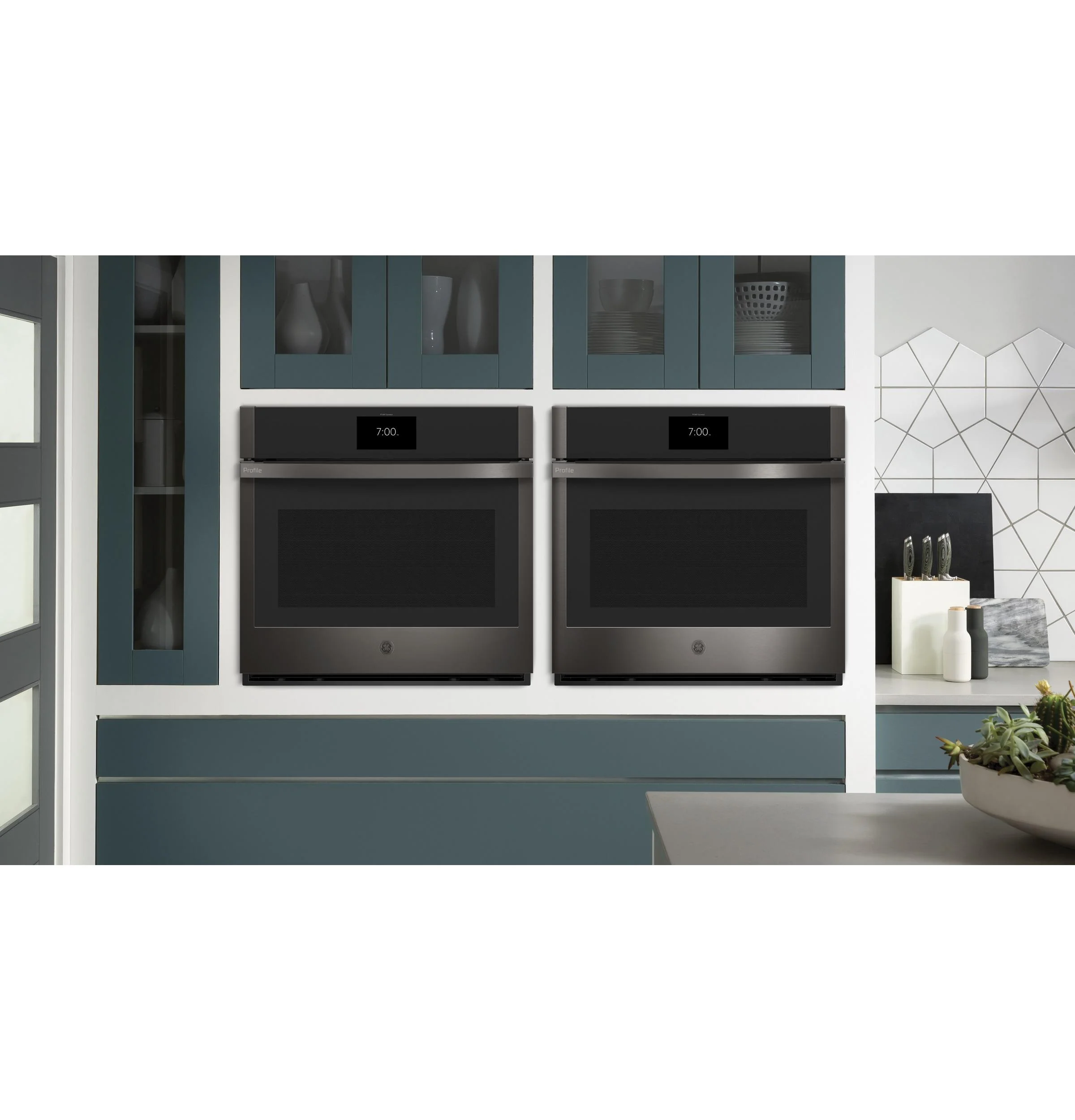 PTS7000BNTS GE Profile™ 30" Smart Built-In Convection Single Wall Oven with No Preheat Air Fry and Precision Cooking - Image 16