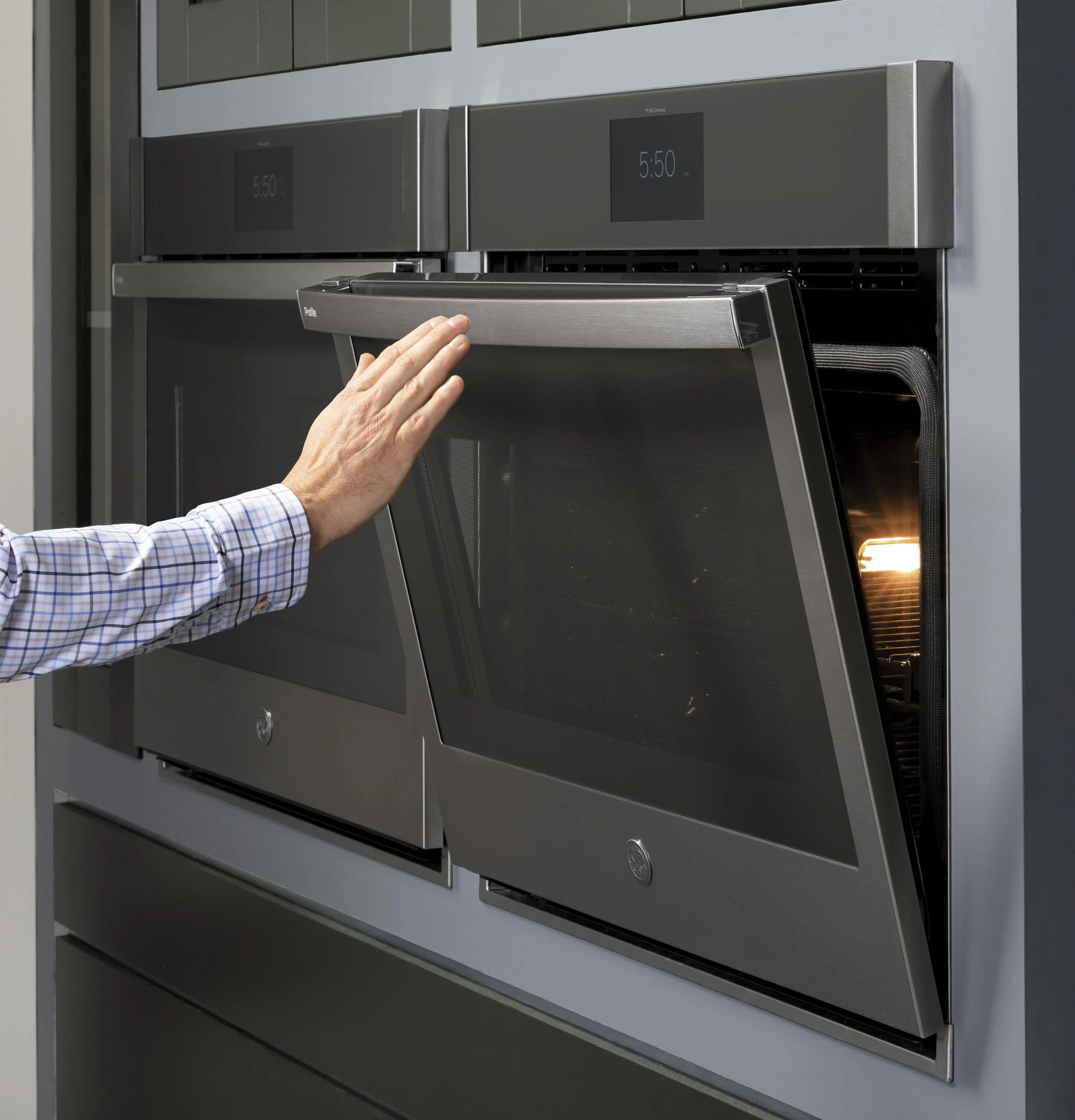 PTS9000SNSS GE Profile™ 30" Smart Built-In Convection Single Wall Oven with In-Oven Camera and No Preheat Air Fry - Image 20