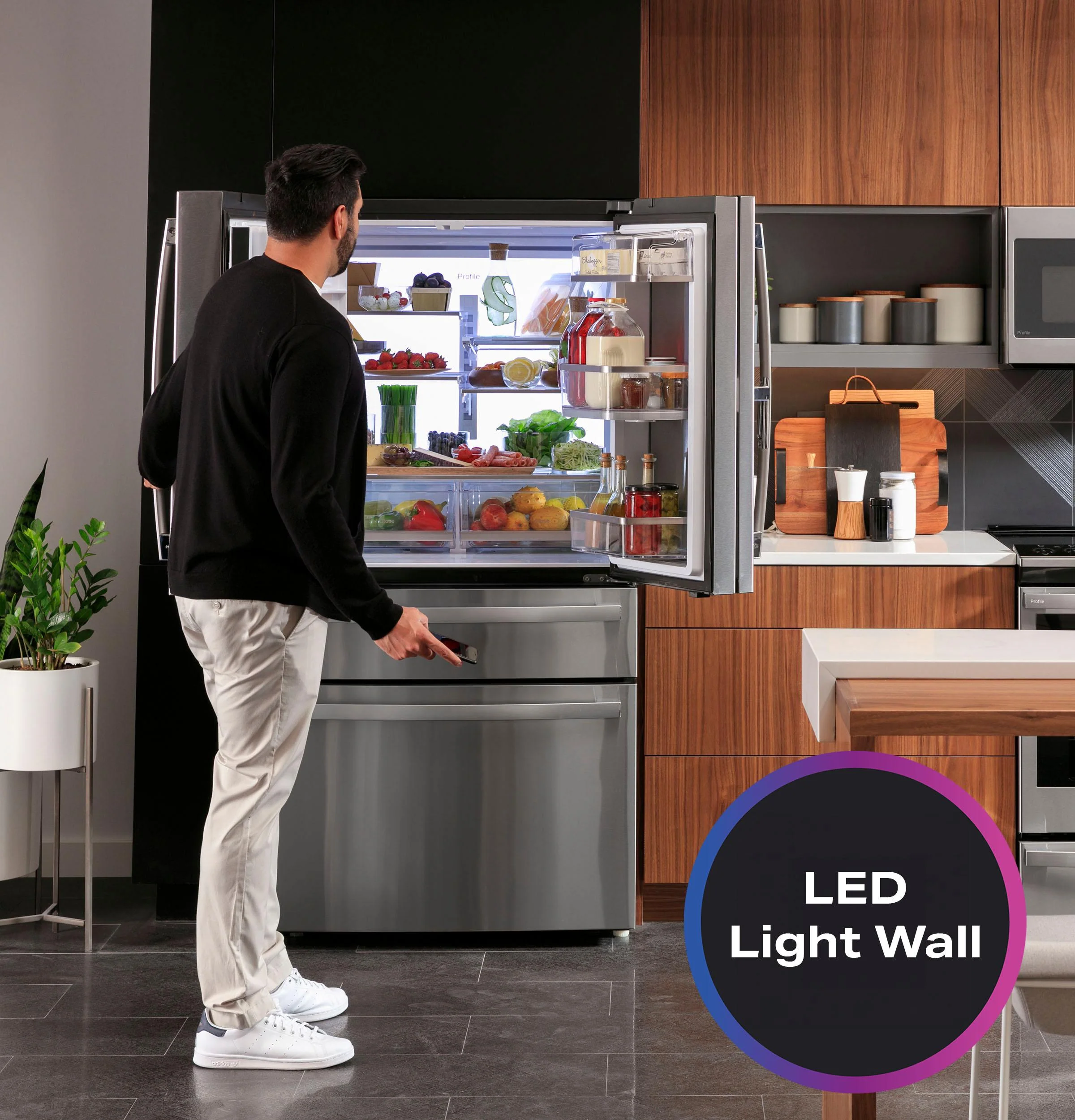 PXD22BYPFS GE Profile™ 22.4 Cu. Ft. Smart Counter-Depth Fingerprint Resistant 4-Door French-Door Refrigerator with Door In Door - Image 19