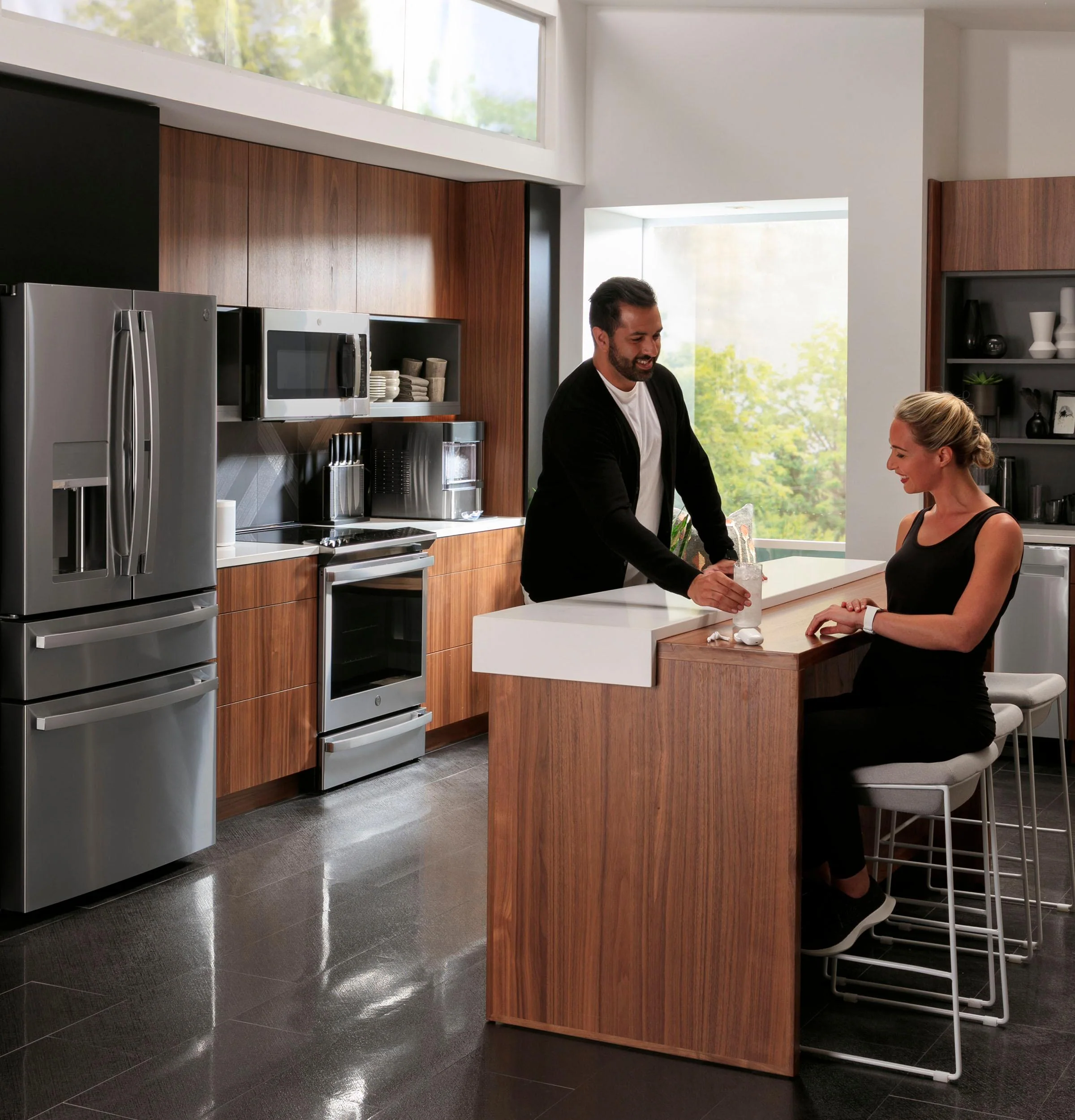 PXD22BYPFS GE Profile™ 22.4 Cu. Ft. Smart Counter-Depth Fingerprint Resistant 4-Door French-Door Refrigerator with Door In Door - Image 35