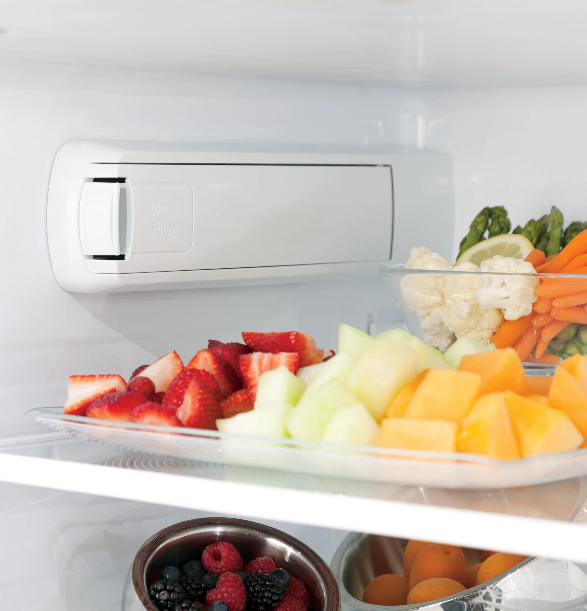 PYE22KBLTS GE Profile™ ENERGY STAR® 22.1 Cu. Ft. Counter-Depth French-Door Refrigerator with Hands-Free AutoFill - Image 34