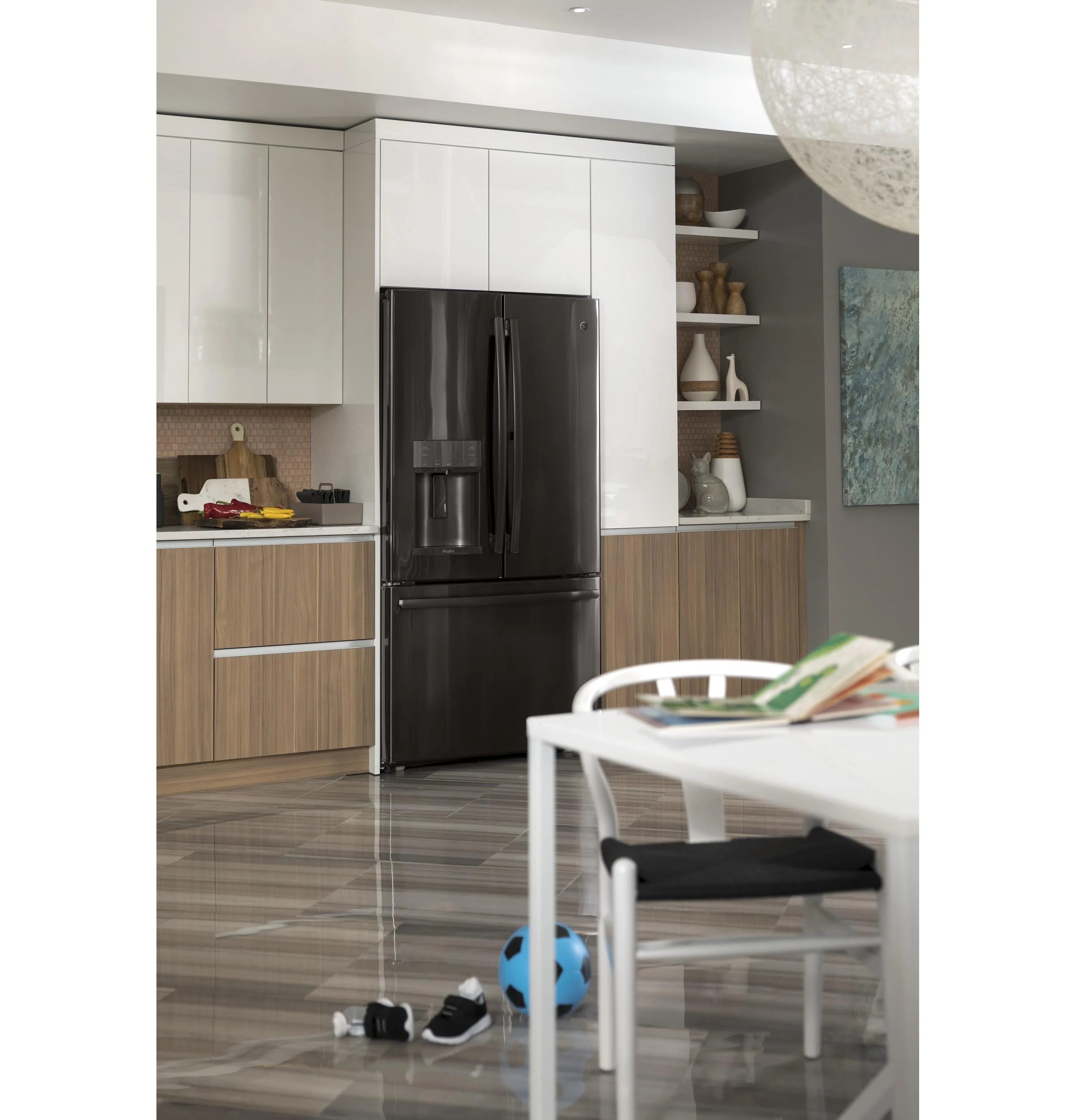 PYE22KBLTS GE Profile™ ENERGY STAR® 22.1 Cu. Ft. Counter-Depth French-Door Refrigerator with Hands-Free AutoFill - Image 44
