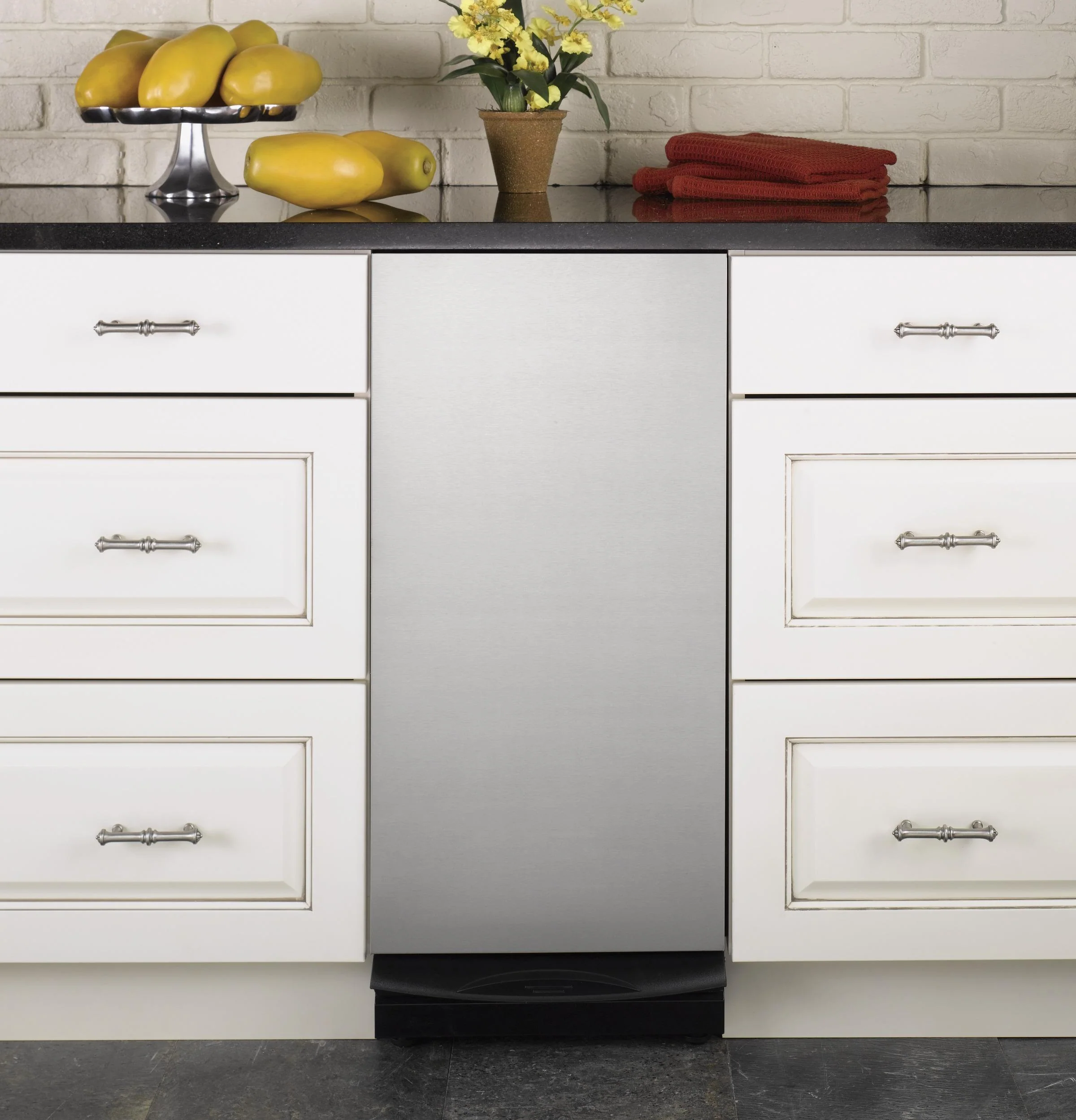 Ge Appliances UCG1520NSS Universal 15" Built-In Compactor - Image 2