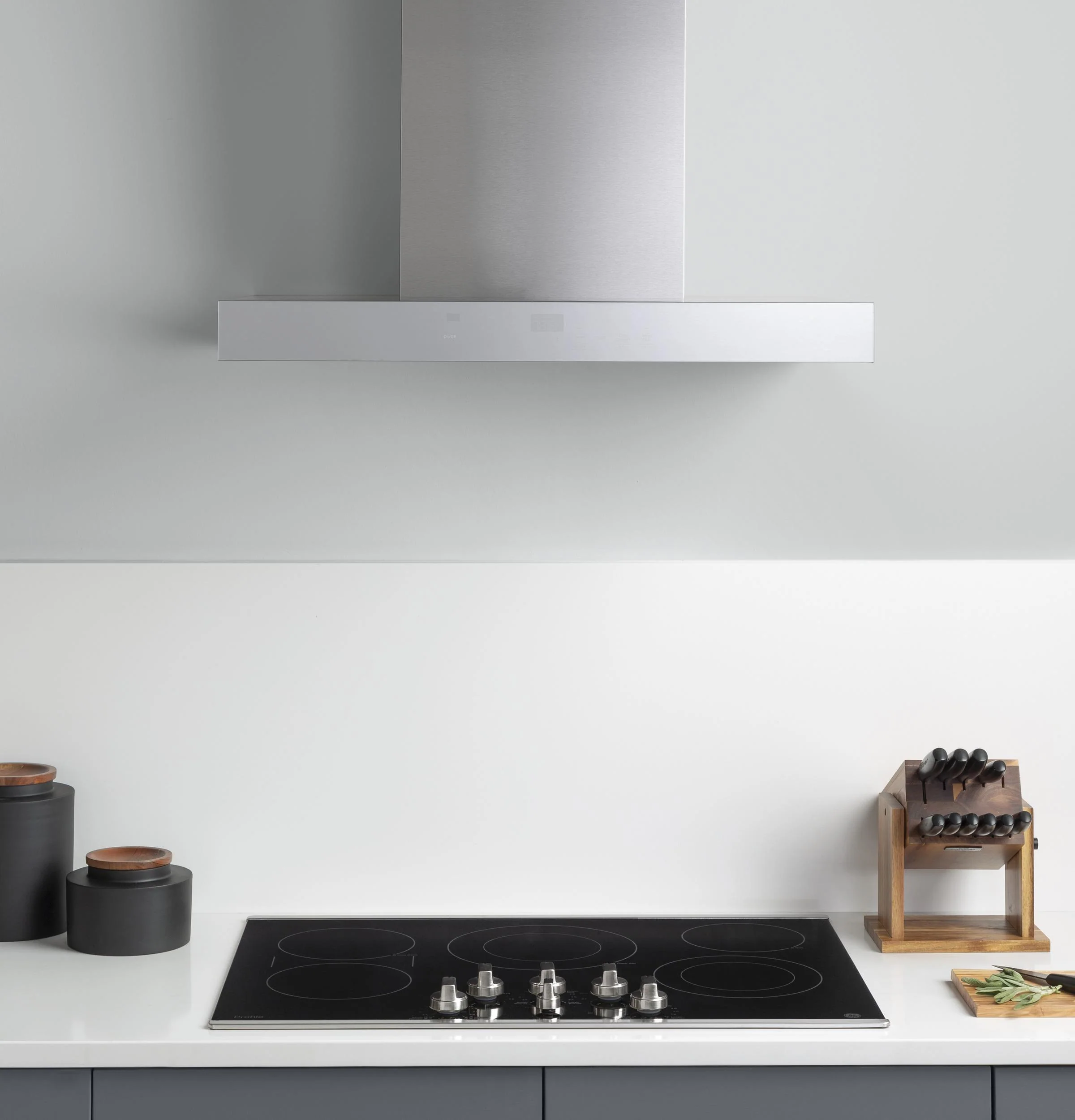 Ge Appliances UVW9301SLSS 30" Smart Designer Wall Mount Hood w/ Perimeter Venting - Image 5