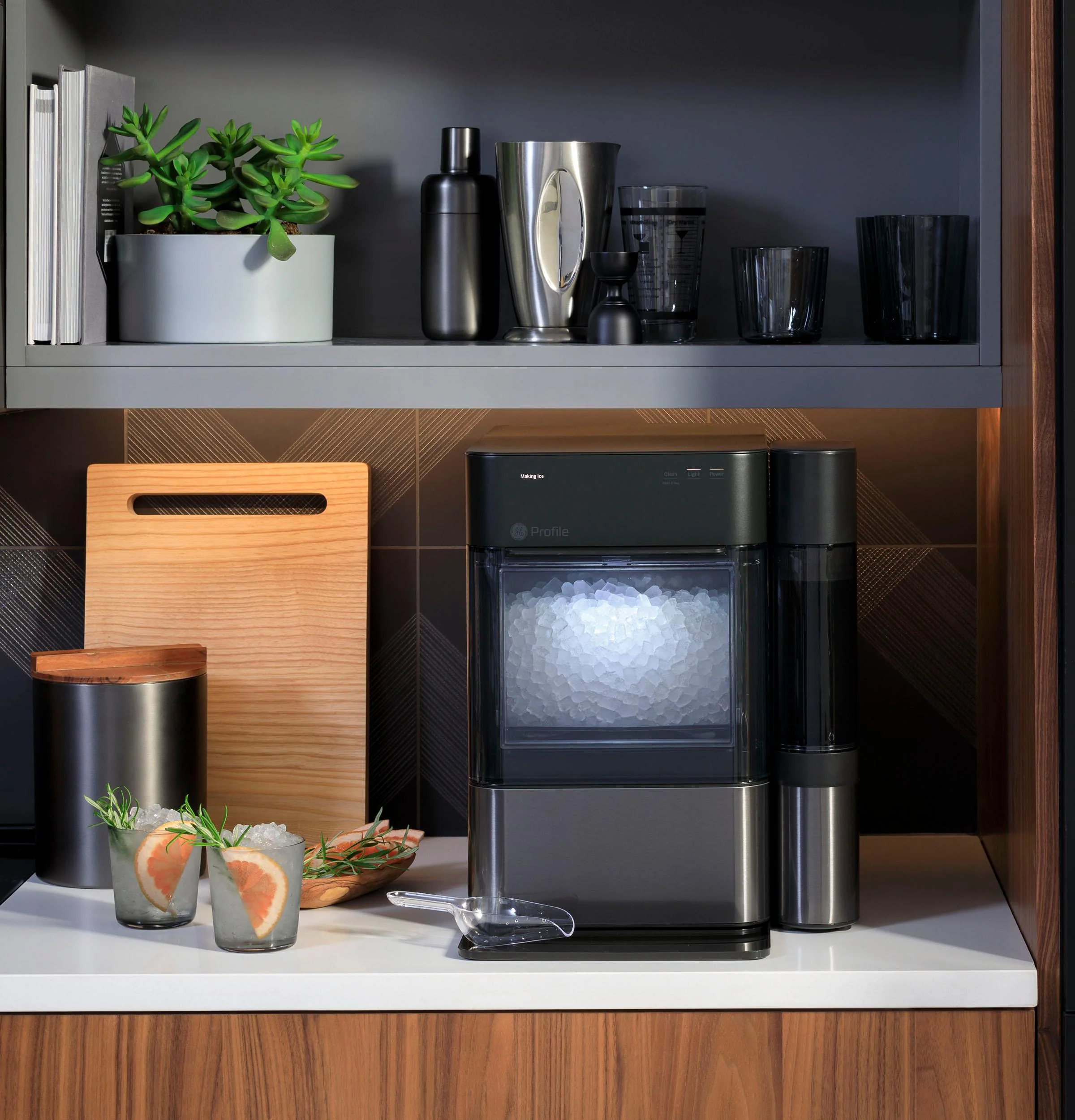 XPIO13BCBT GE Profile™ Opal™ 2.0 Nugget Ice Maker with Side Tank - Image 5