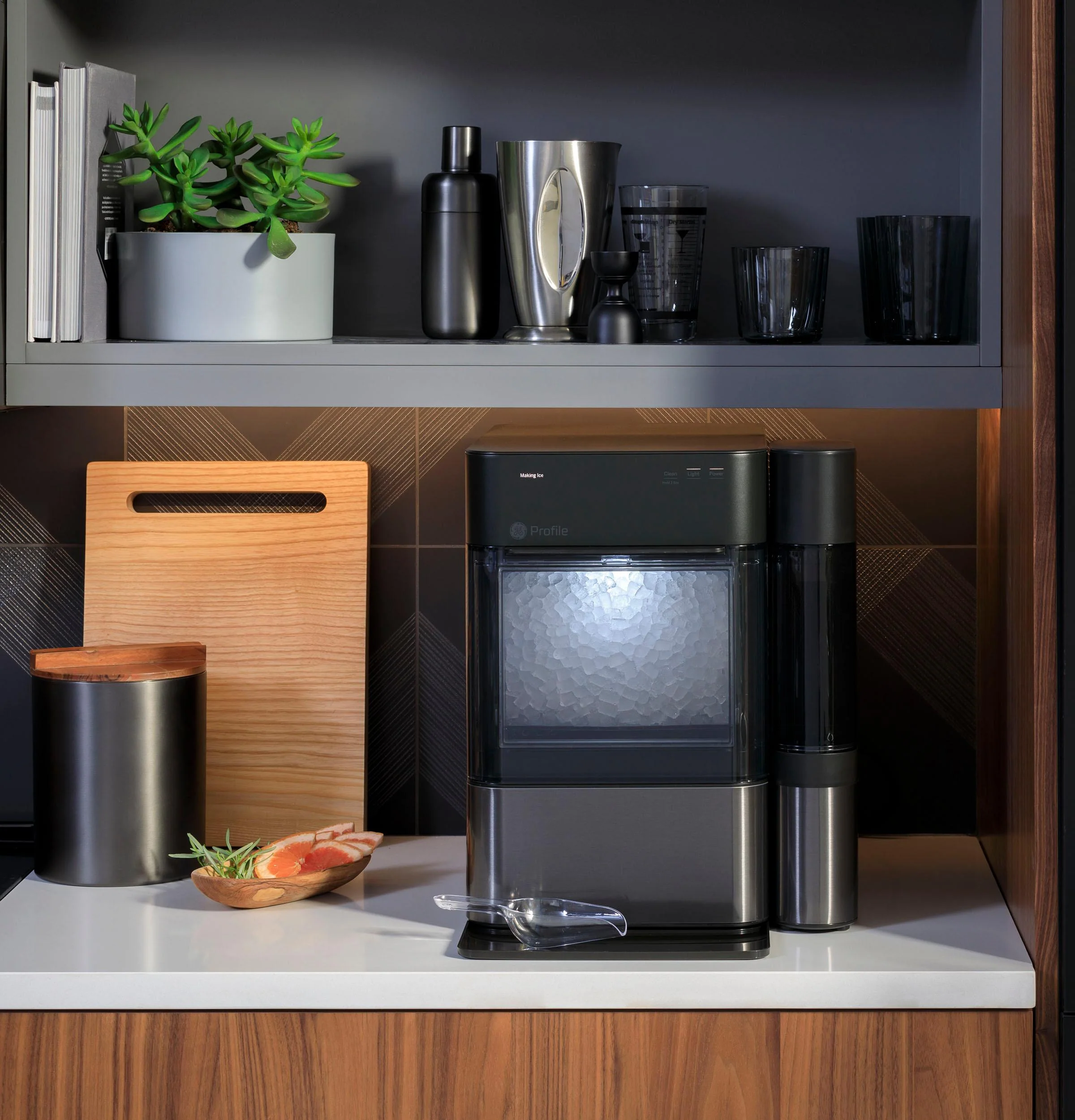 XPIO13BCBT GE Profile™ Opal™ 2.0 Nugget Ice Maker with Side Tank - Image 6