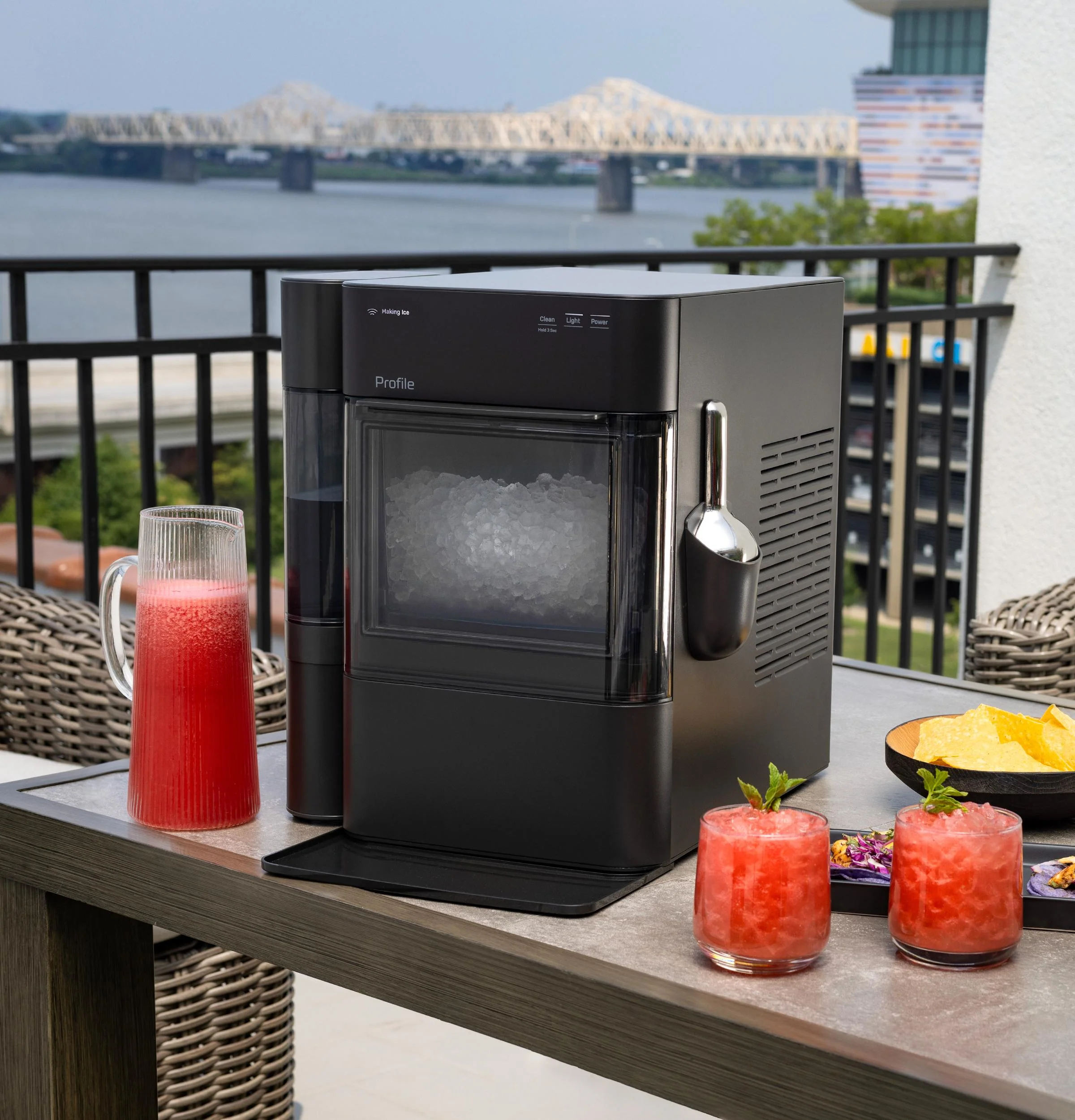 XPIO13SWBB GE Profile™ Opal™ 2.0 Ultra Nugget Ice Maker with Side Tank and Scale Inhibiting Filter - Image 7