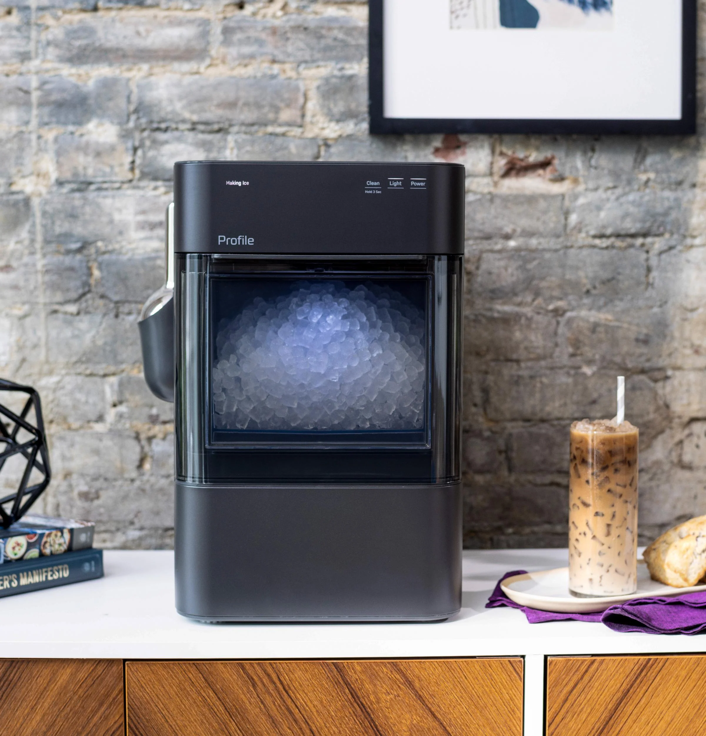 XPIO23SWBB GE Profile™ Opal™ 2.0 Ultra Nugget Ice Maker with Scale Inhibiting Filter - Image 11