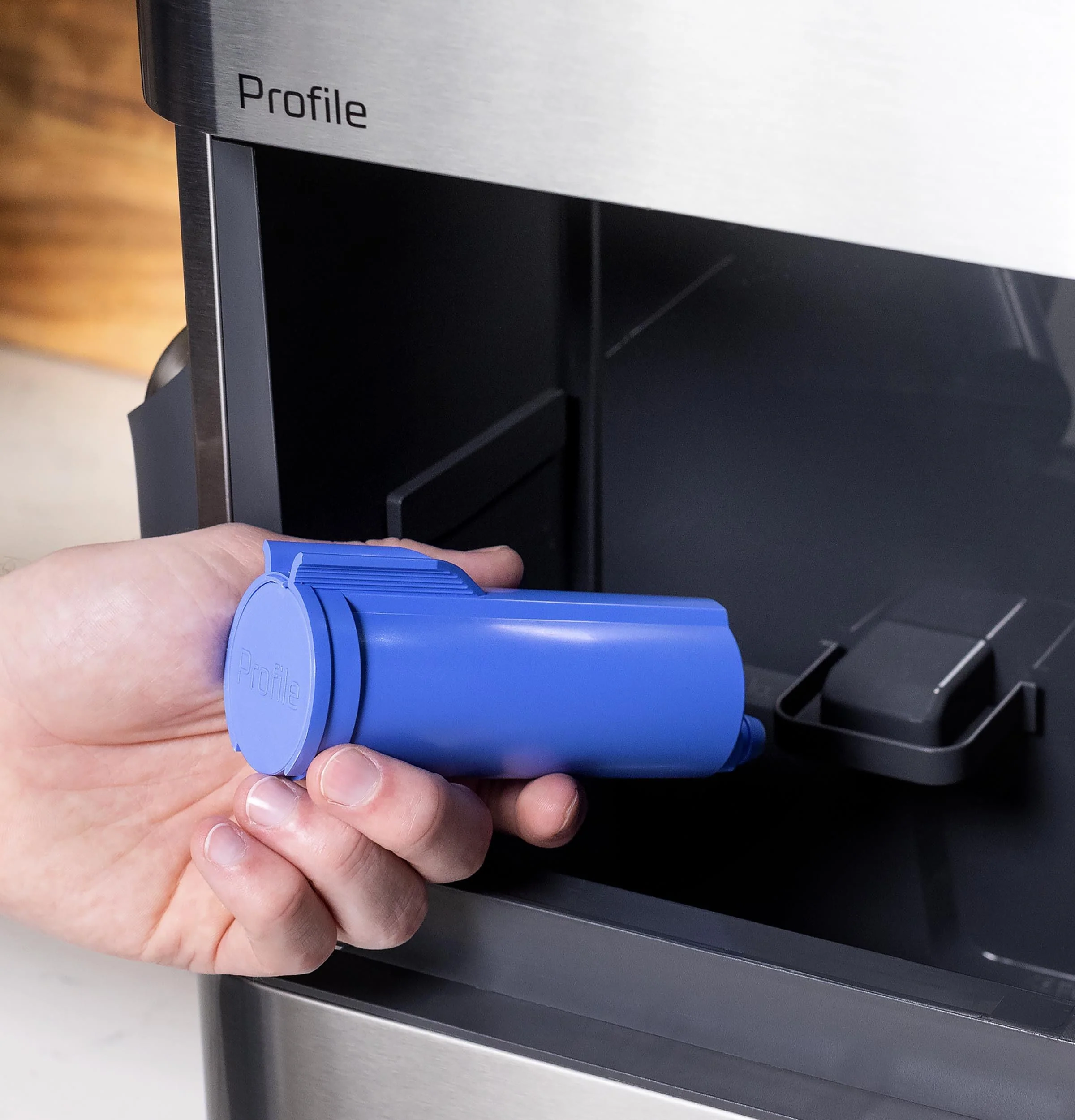 XPIO23SWSS GE Profile™ Opal™ 2.0 Ultra Nugget Ice Maker with Scale Inhibiting Filter - Image 6