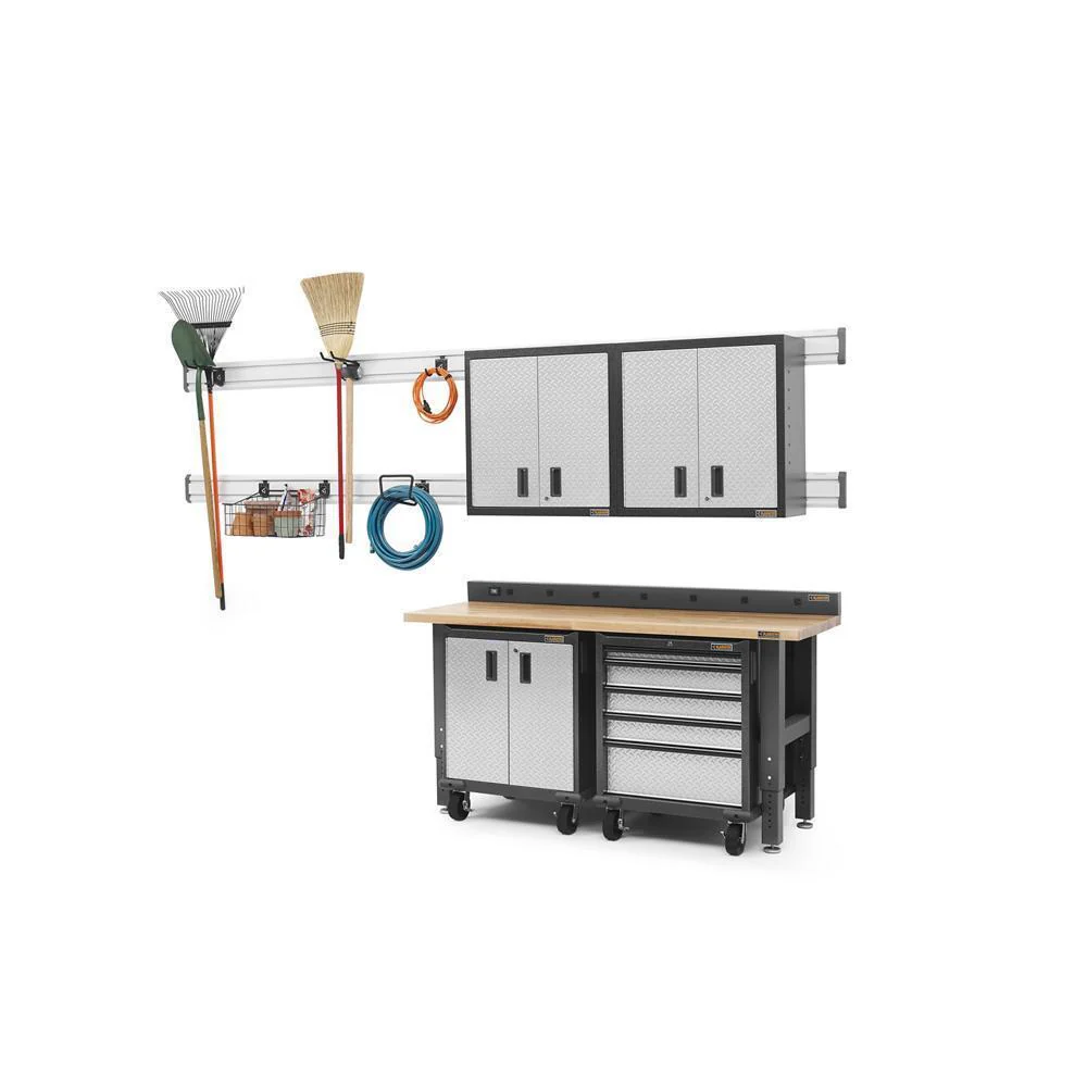 Gladiator GAAC68PSDG 6' Wide 9-Outlet Workbench Powerstrip - Image 12