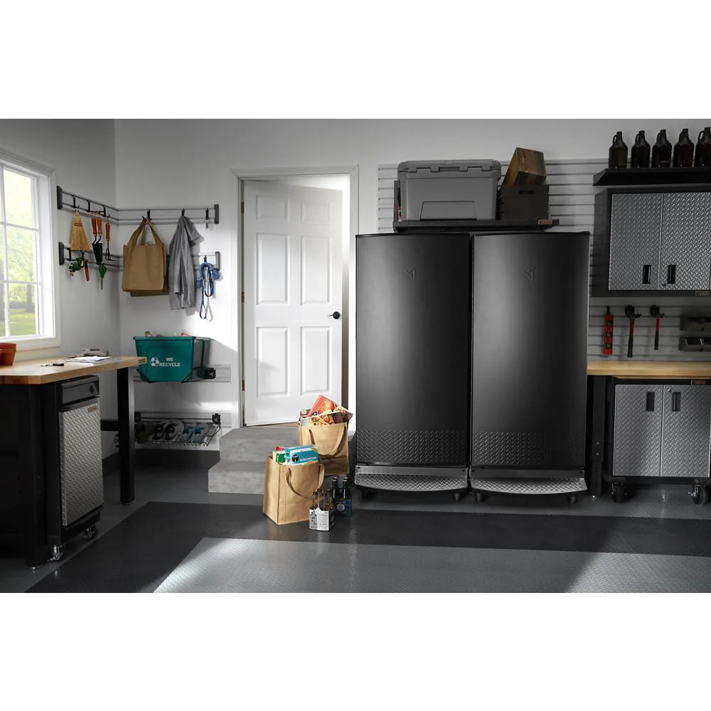 Gladiator GAWA30SFRG 30" Solid Shelf - Image 15
