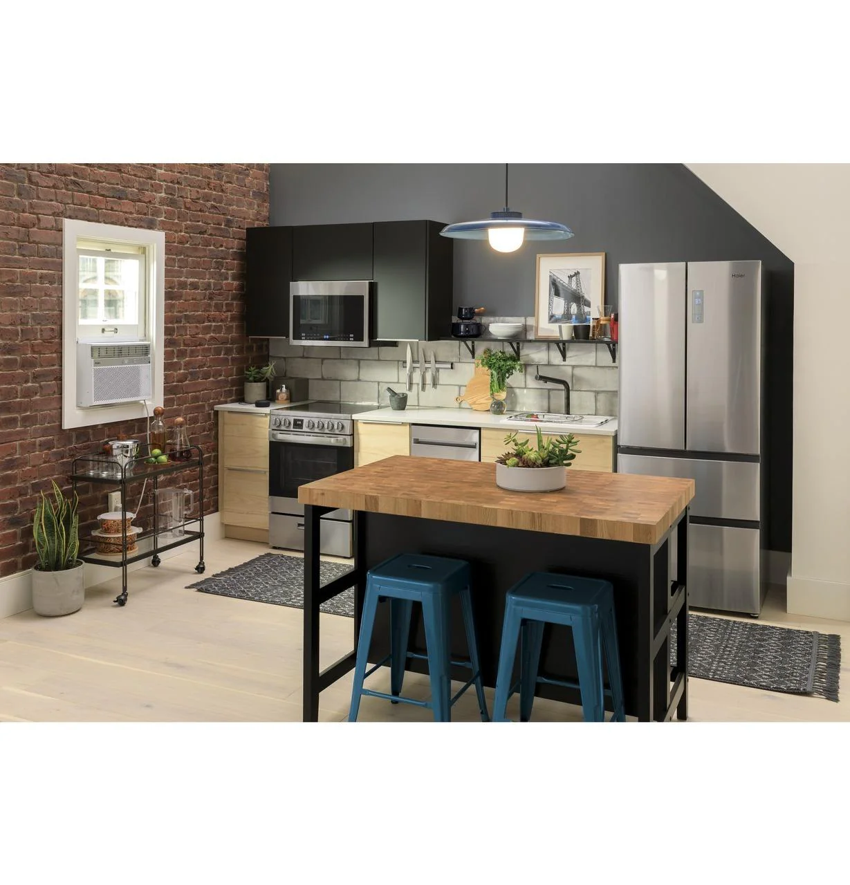 QAS740RMSS Haier ENERGY STAR® 24" 2.9 Cu. Ft. Electric Range - Image 39