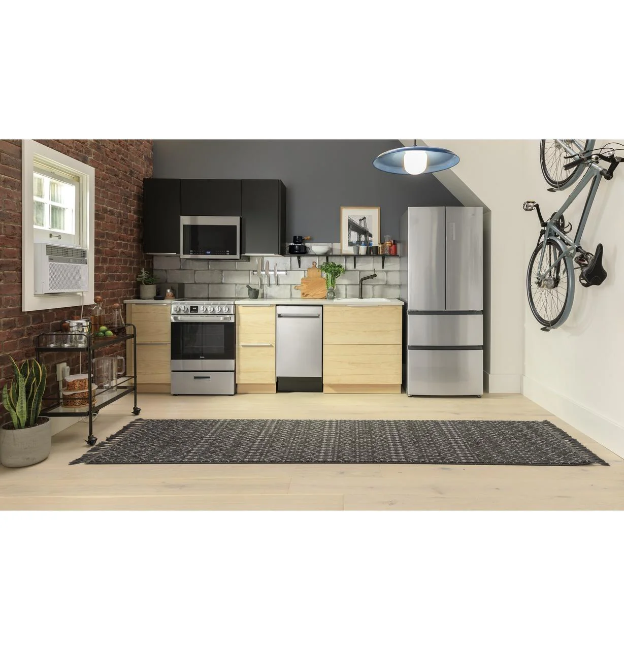 QDT125SSLSS Haier ENERGY STAR® 18" Stainless Steel Interior Dishwasher with Sanitize Cycle - Image 27