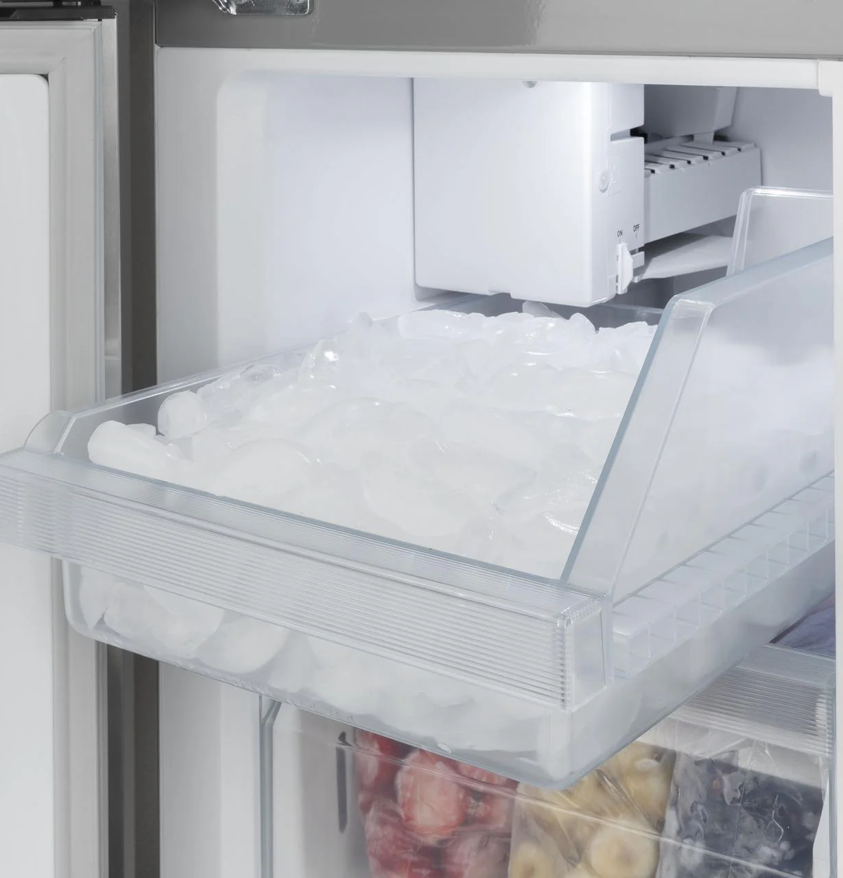 QHE16HYPFS Haier ENERGY STAR® 16.8 Cu. Ft. Quad Door Refrigerator - Image 33