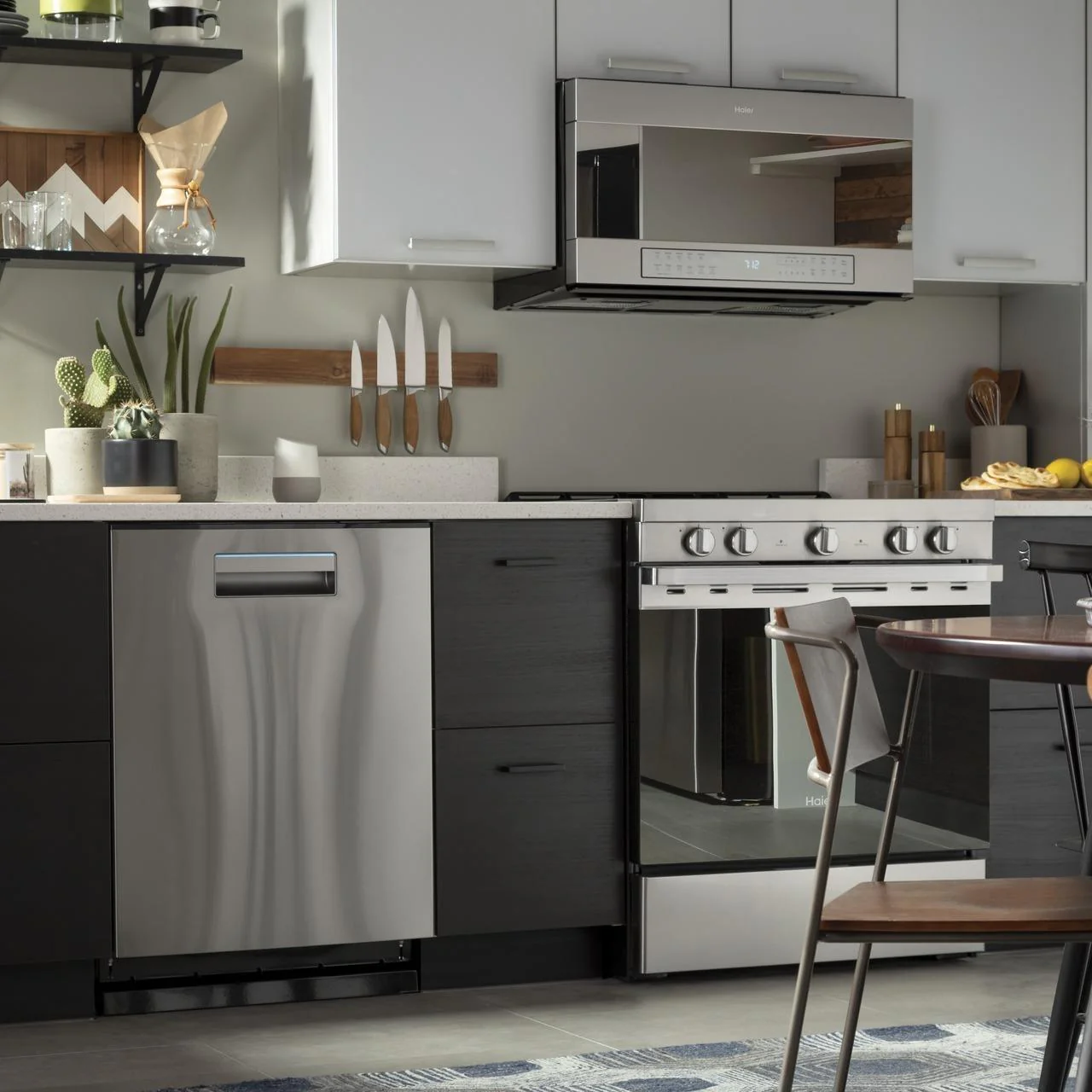 Haier 30" Smart Slide-In Electric Range with Convection - Image 25