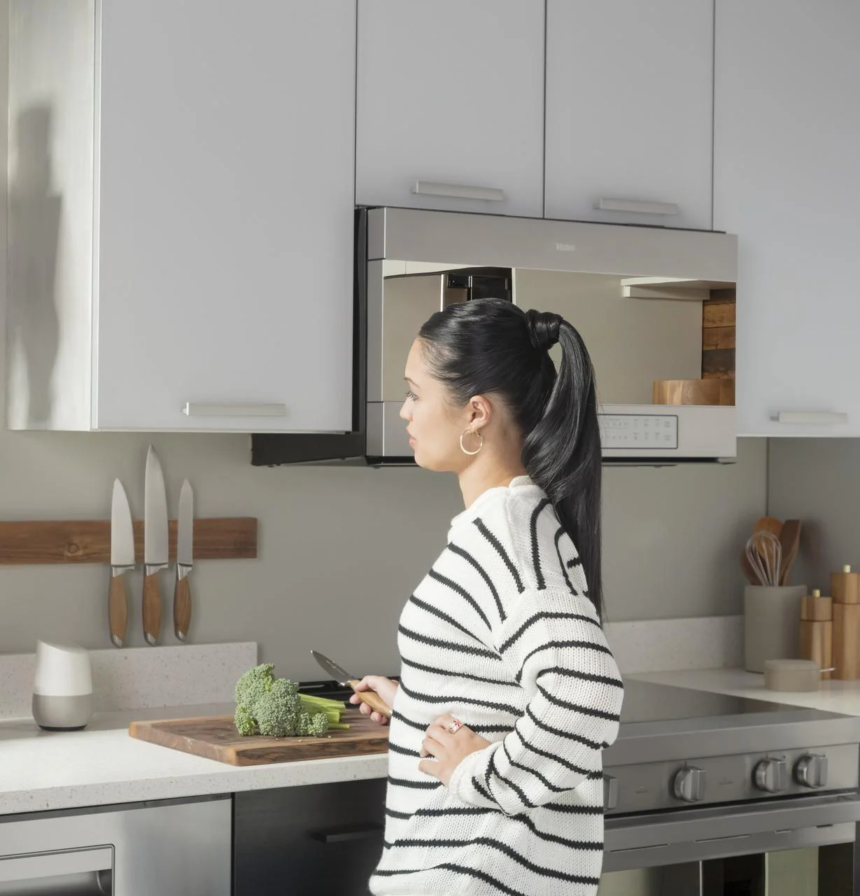 Haier 30" Smart Slide-In Electric Range with Convection - Image 31