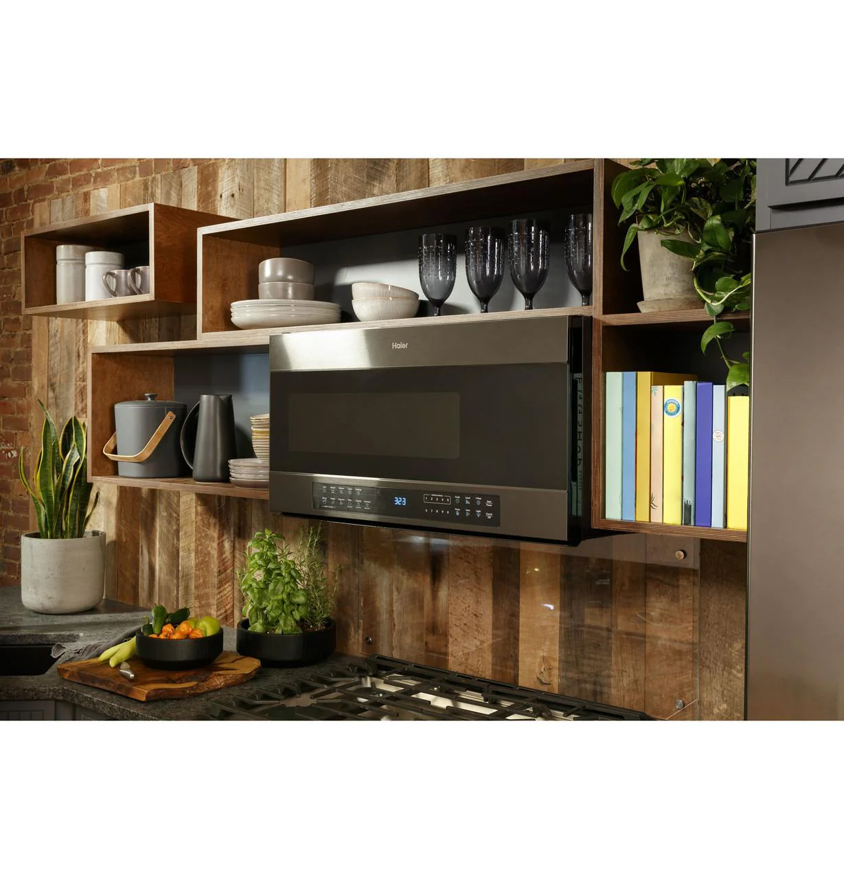 Haier QVM7167BNTS 30" 1.6 Cu. Ft. Smart Over-the-Range Microwave Oven - Image 12