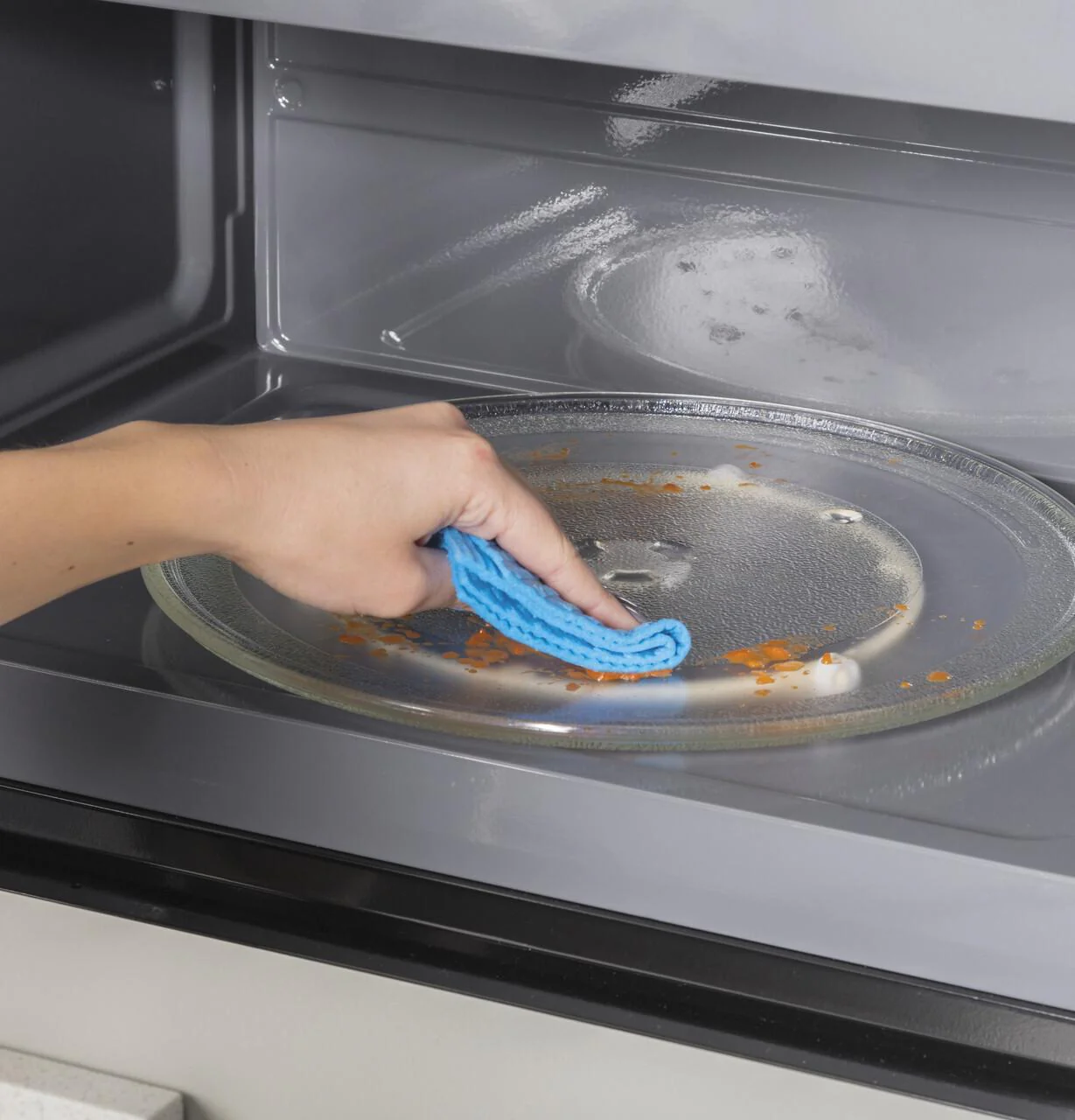 30" 1.6 Cu. Ft. Smart Over-the-Range Microwave Oven - Image 12