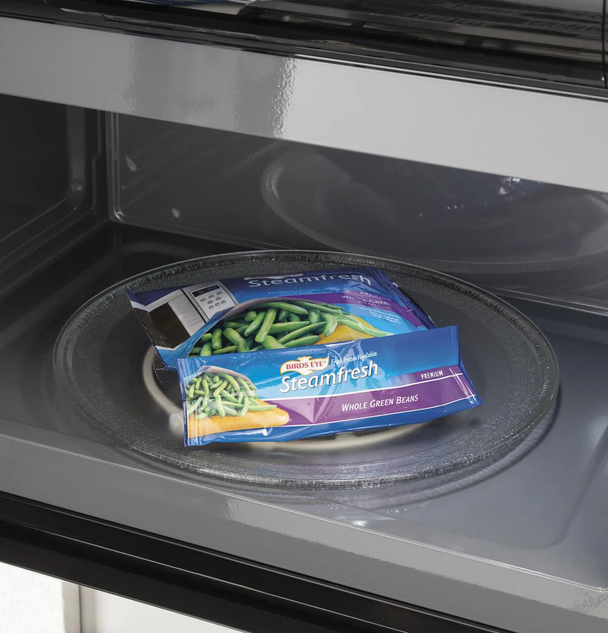 30" 1.6 Cu. Ft. Smart Over-the-Range Microwave Oven - Image 9