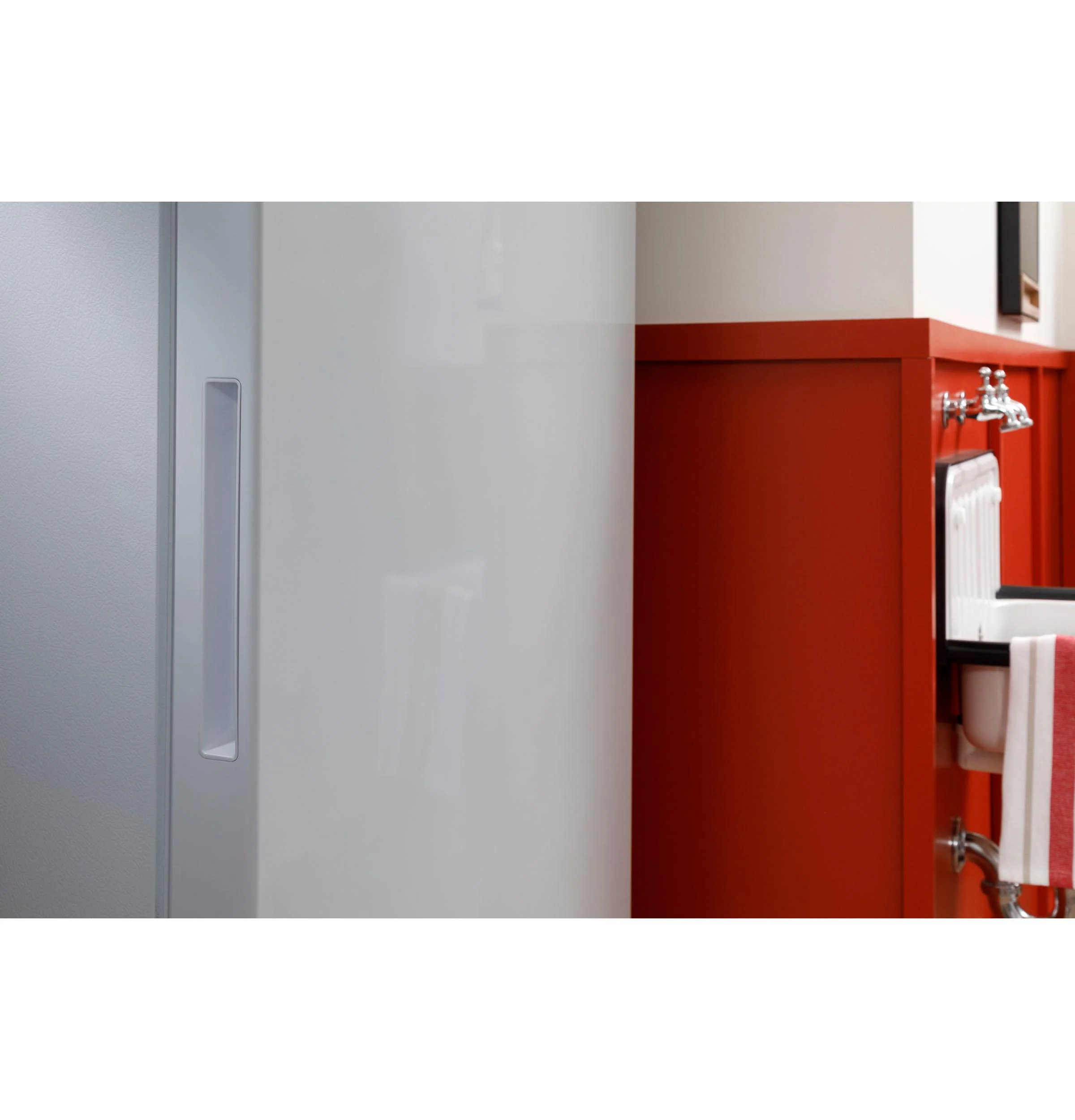 HUF13STRWW Hotpoint® 13 Cu. Ft. Frost-Free Upright Freezer - Image 22