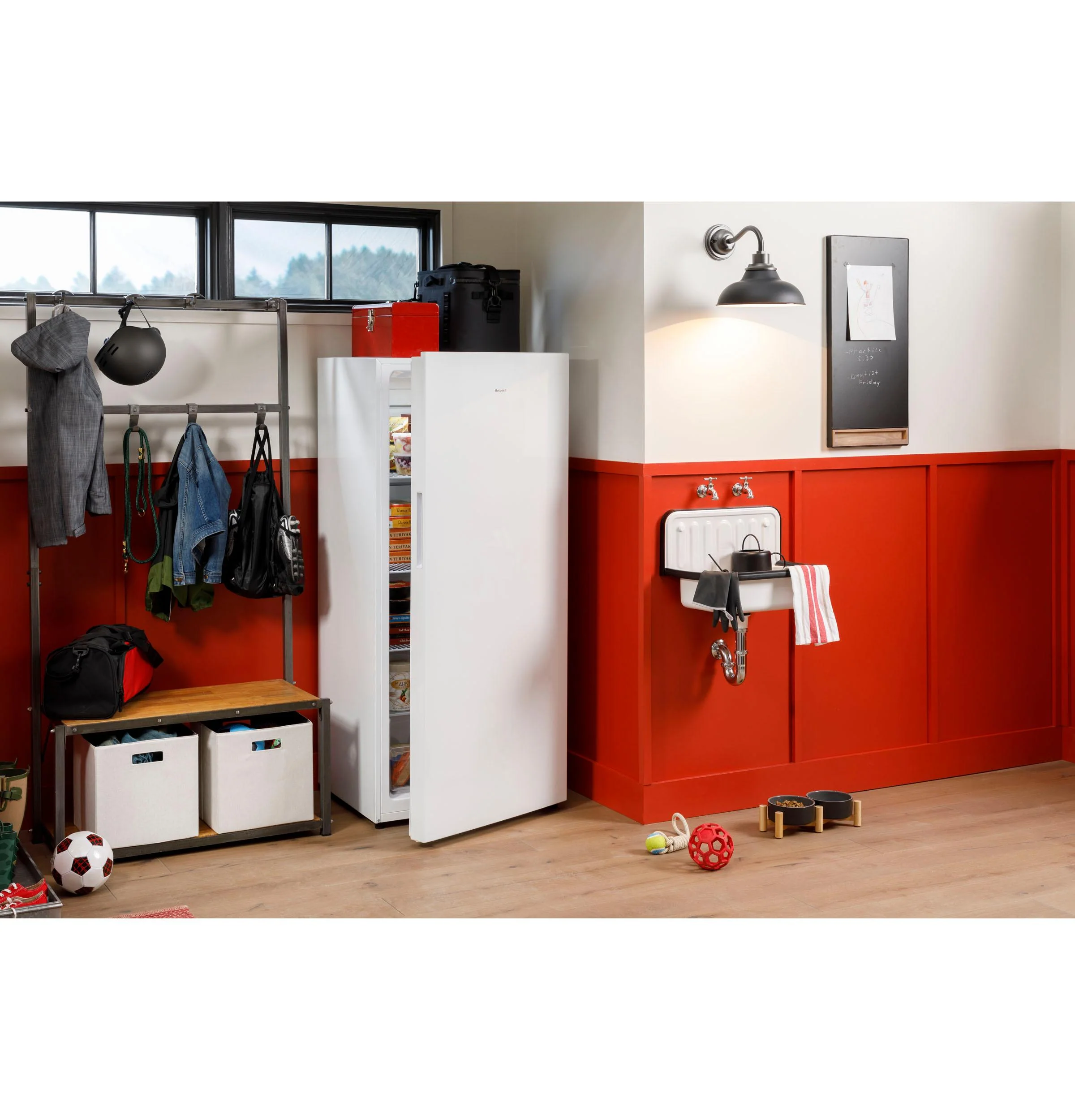 HUF13STRWW Hotpoint® 13 Cu. Ft. Frost-Free Upright Freezer - Image 9