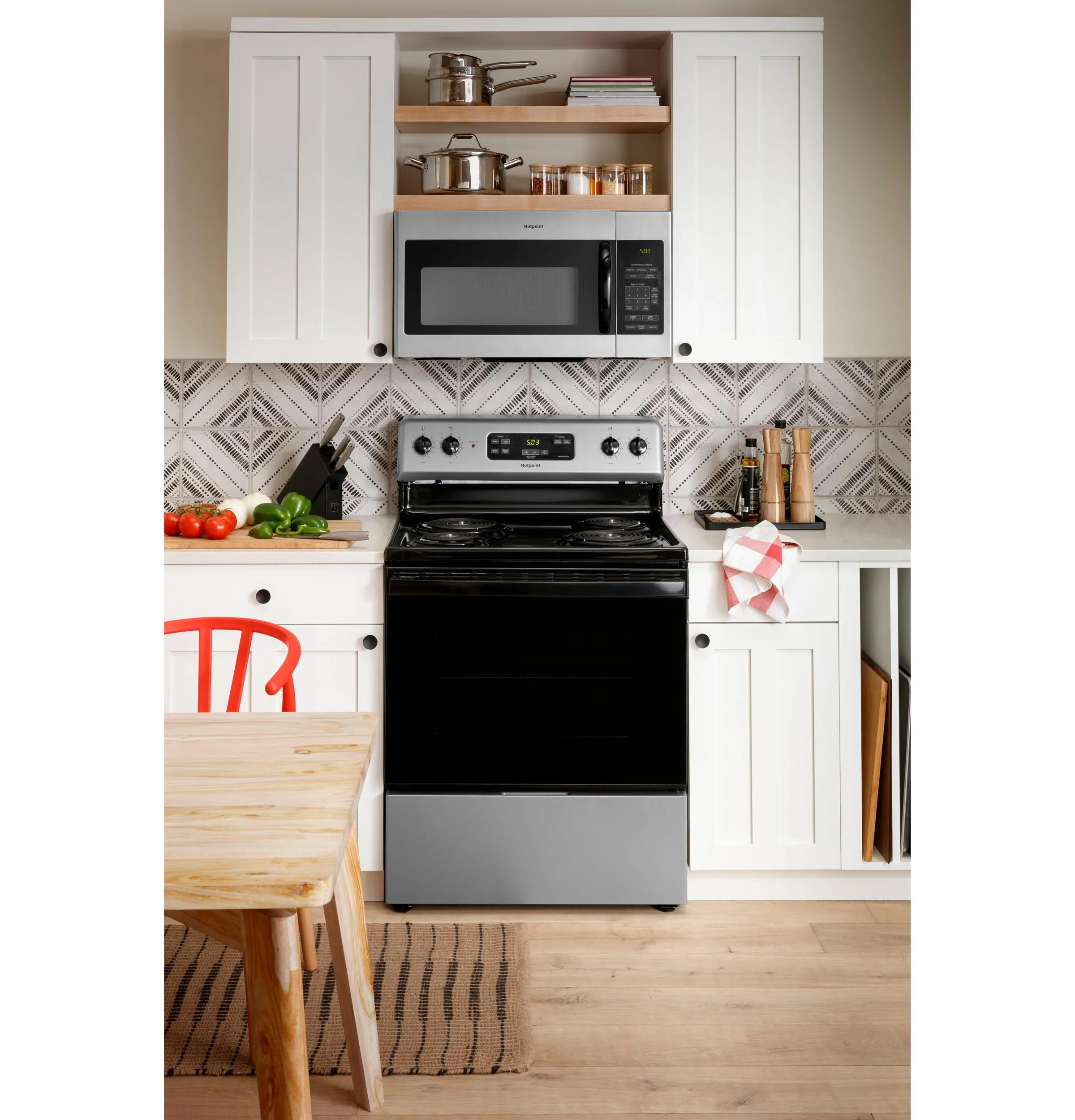 RVM5160MPSA Hotpoint® 1.6 Cu. Ft. Over-the-Range Microwave Oven - Image 7