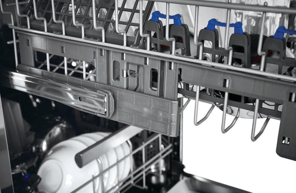 Electrolux ICON® 24'' Built-In Dishwasher with Perfect Dry™ System - Image 3