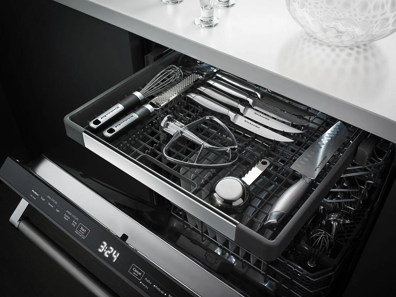 44 dBA Dishwasher with Dynamic Wash Arms - Black - Image 2