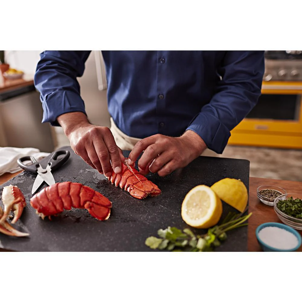 KFDC506JYP KitchenAid® 36'' Smart Commercial-Style Dual Fuel Range with 6 Burners - Image 11