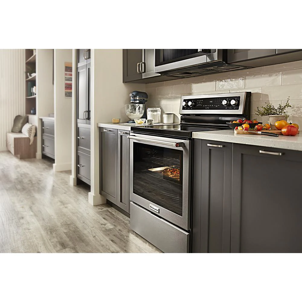 Kitchenaid KFEG504KPS 30-Inch 5 Element Electric Convection Range with PrintShield™ Finish - Image 4