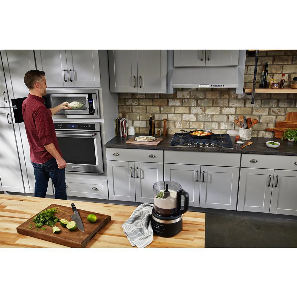Kitchenaid KMBT5011KSS 1000 Watt Built-In Low Profile Microwave with Slim Trim Kit - Image 16