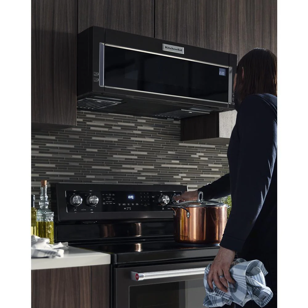 Kitchenaid KMLS311HBS 1000-Watt Low Profile Microwave Hood Combination with PrintShield™ Finish - Image 23