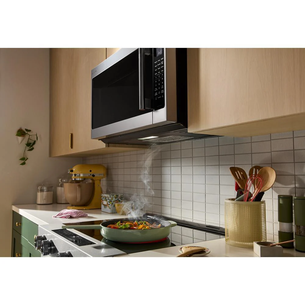 Kitchenaid KMMS330SPS 2.1 Cu. Ft. Microwave Hood Combination with a Handle - Image 4