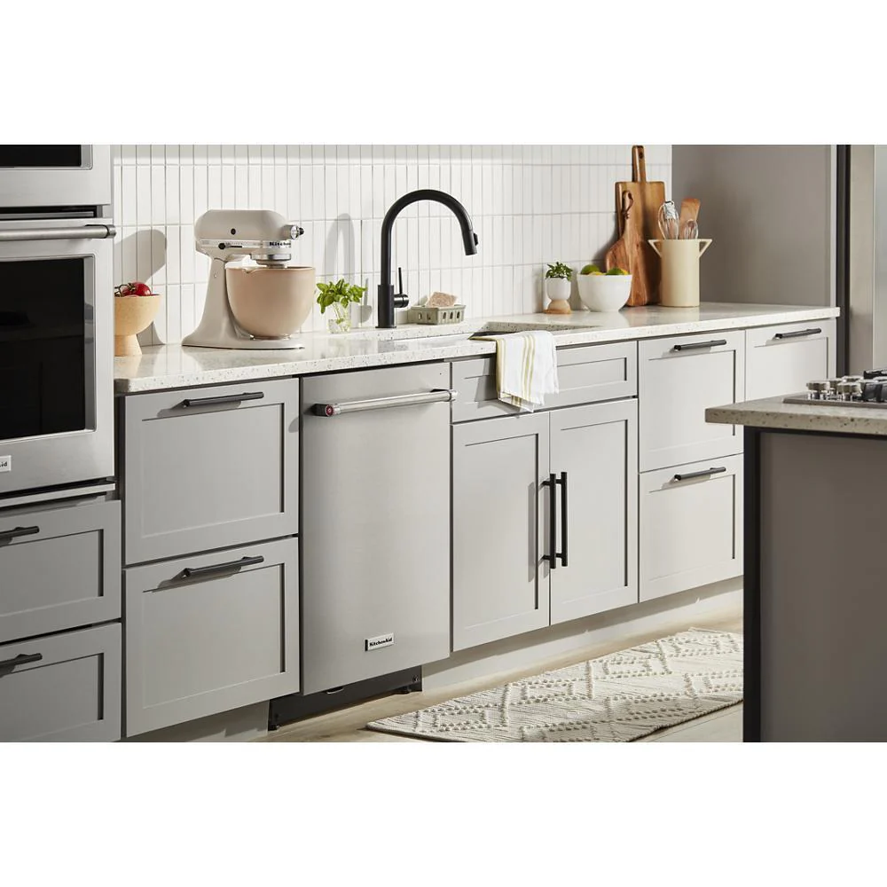 Kitchenaid KRFC704FPS 23.8 cu. ft. 36" Counter-Depth French Door Platinum Interior Refrigerator with PrintShield™ Finish - Image 23
