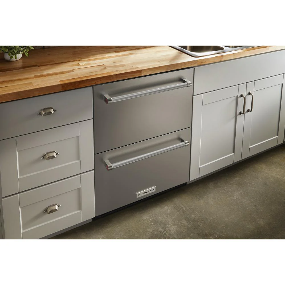 Kitchenaid KUDR204KSB 24" Stainless Steel Undercounter Double-Drawer Refrigerator - Image 9